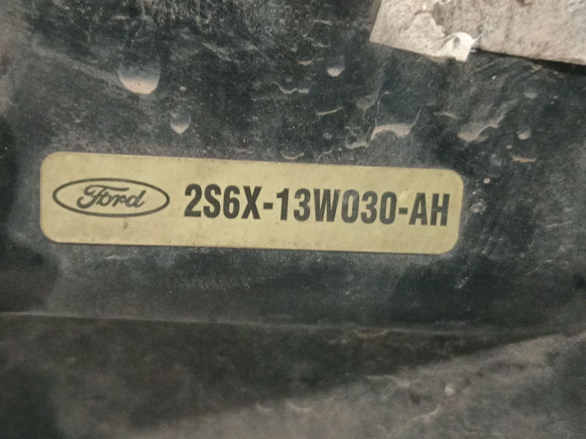 Faro Izquierdo para Ford Fiesta V (Jh_, Jd_)
