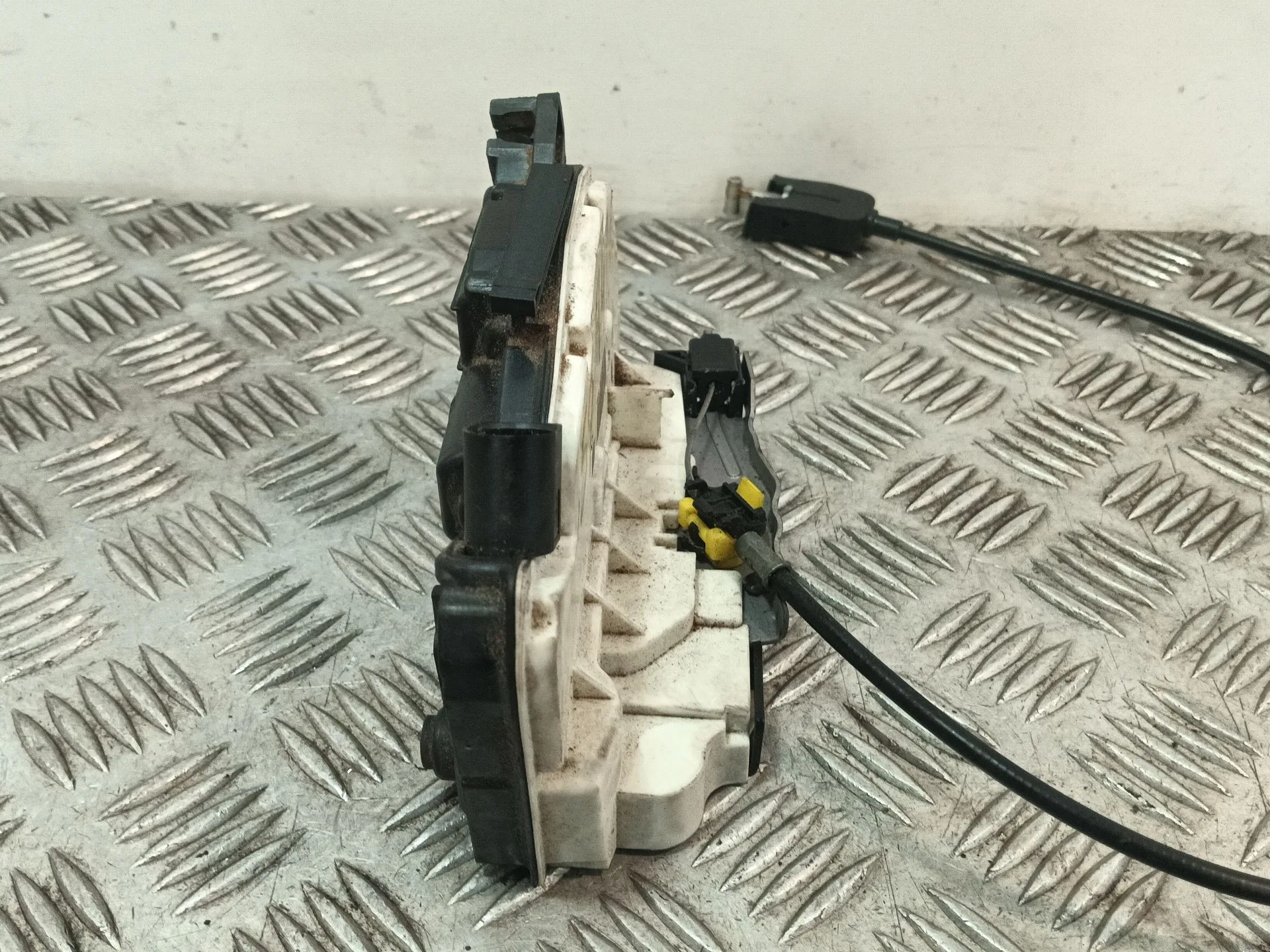 Cerradura Puerta Trasera Izquierda para Seat Ibiza Iv (6J5, 6P1)