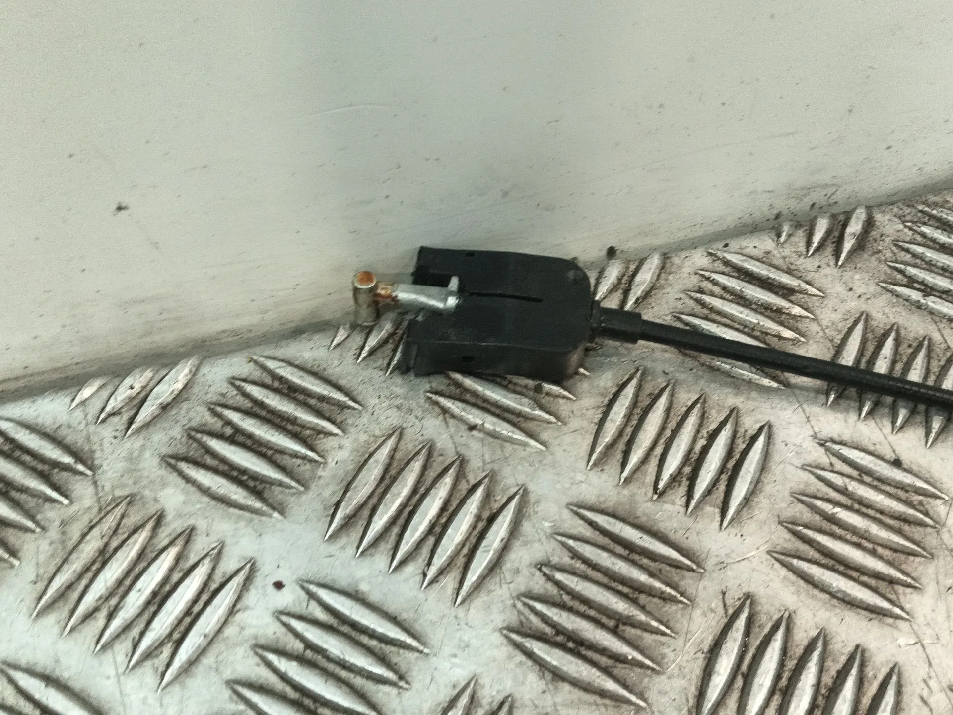 Cerradura Puerta Trasera Izquierda para Seat Ibiza Iv (6J5, 6P1)