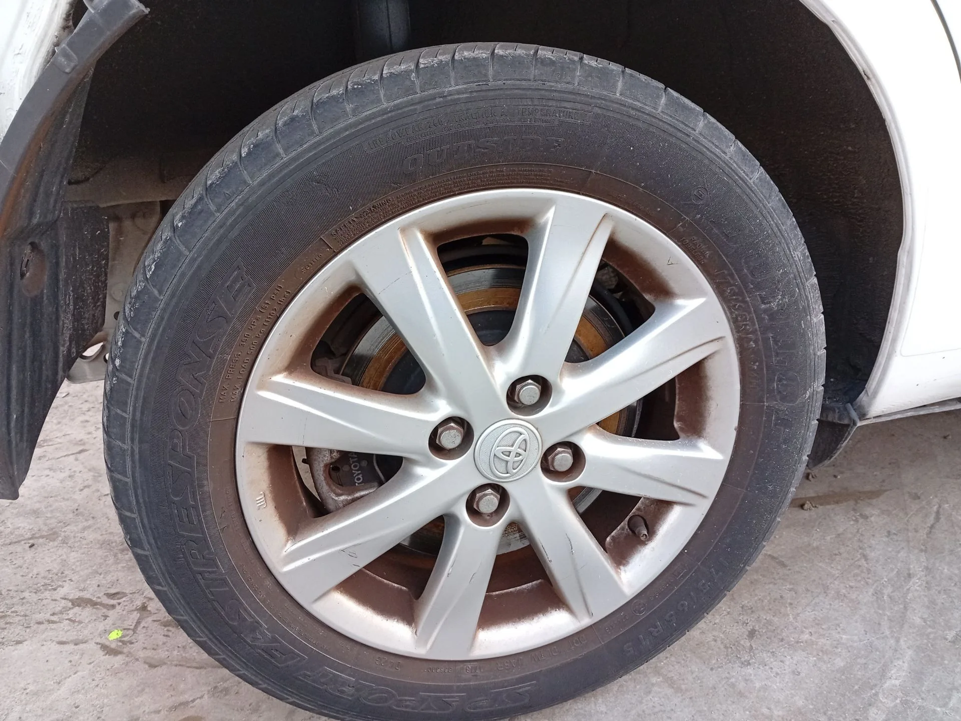Pinza Freno Trasera Derecha para Toyota Yaris (Xp13M)