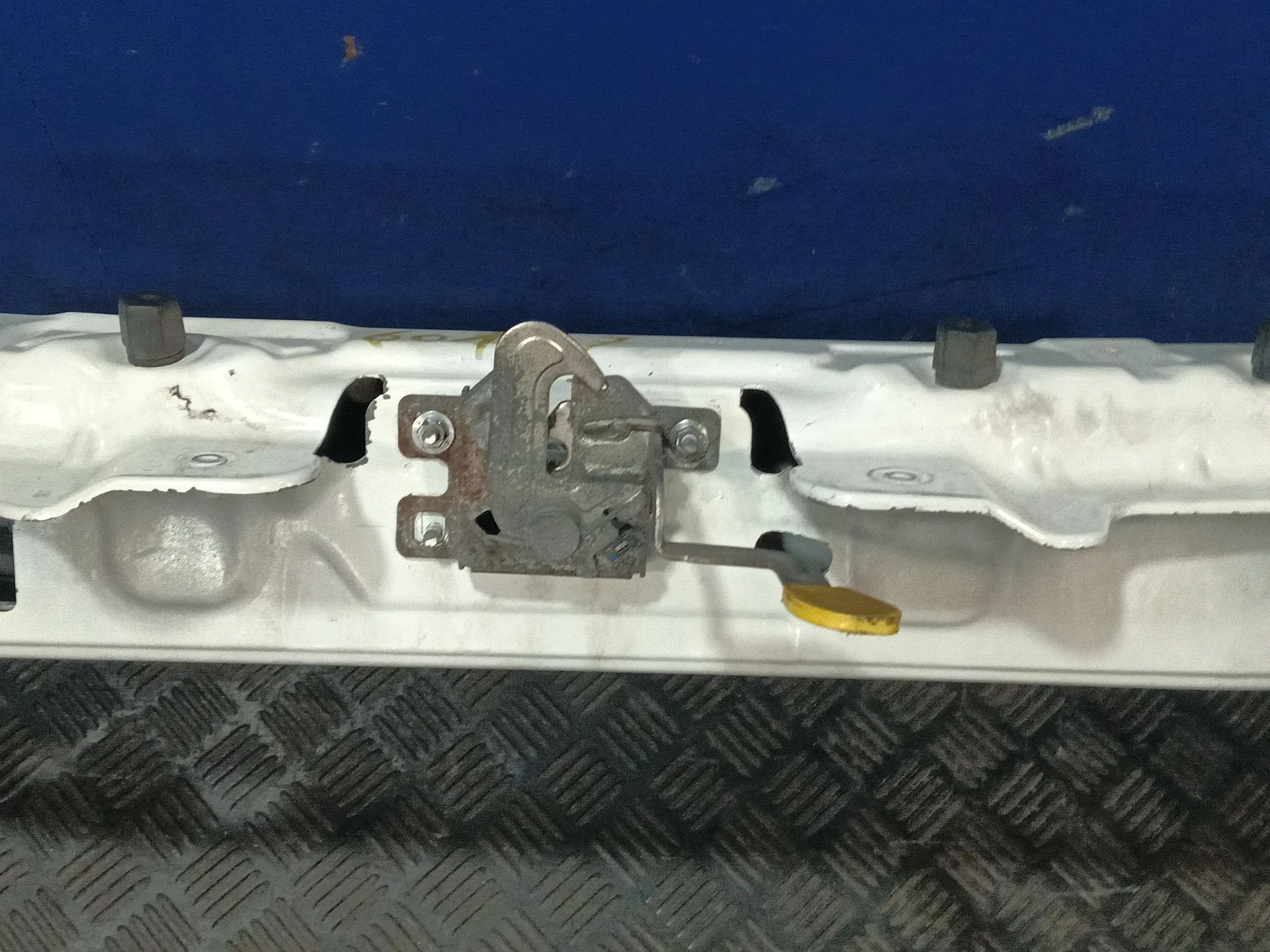Travesano Delantero Superior para Fiat Doblo Cargo (263_)