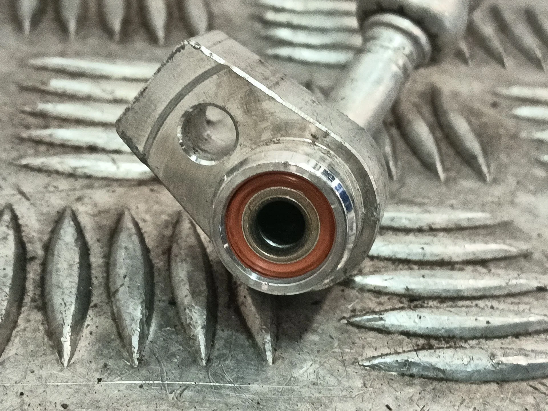 Tubos Aire Acondicionado para Ford Puma (J2K, Cf7)