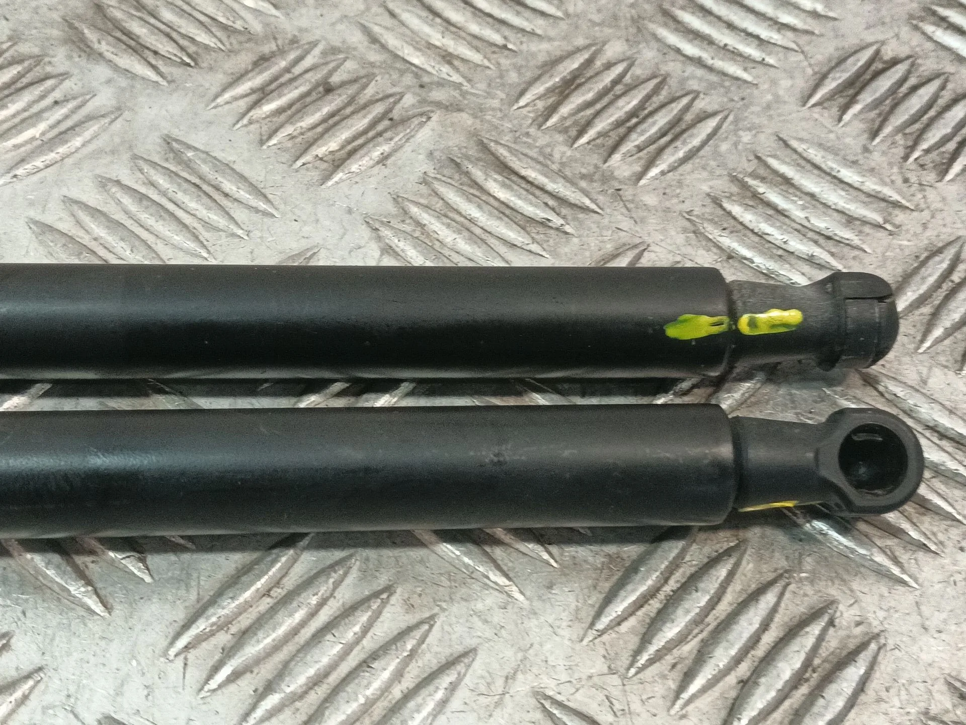Amortiguadores Maletero / Porton para Bmw 3 Compact (E46)