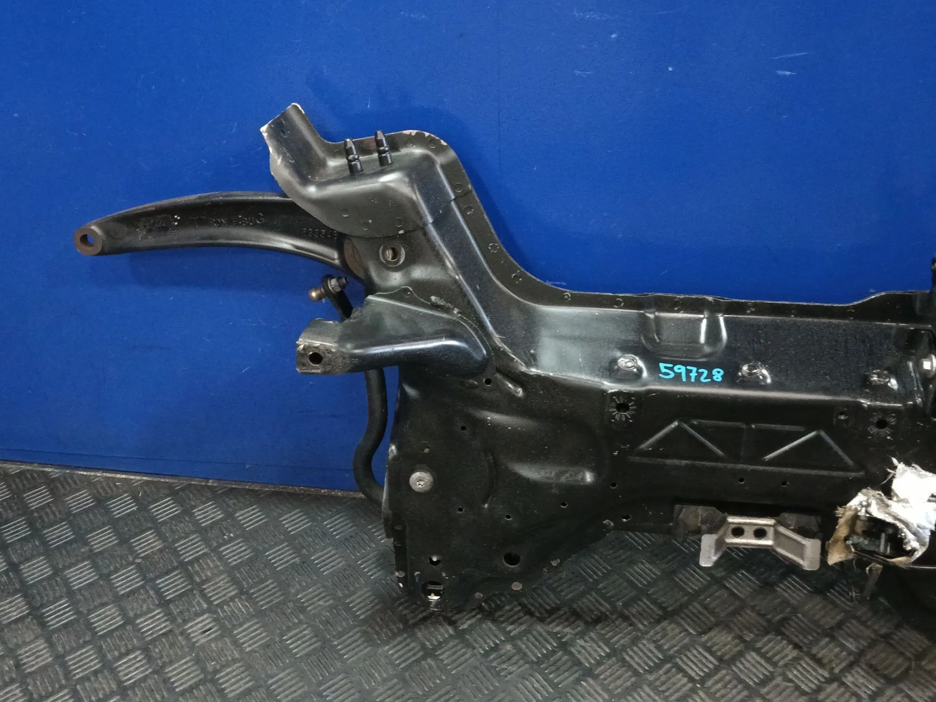 Puente Delantero para Peugeot 3008 I Monospace (0U_)