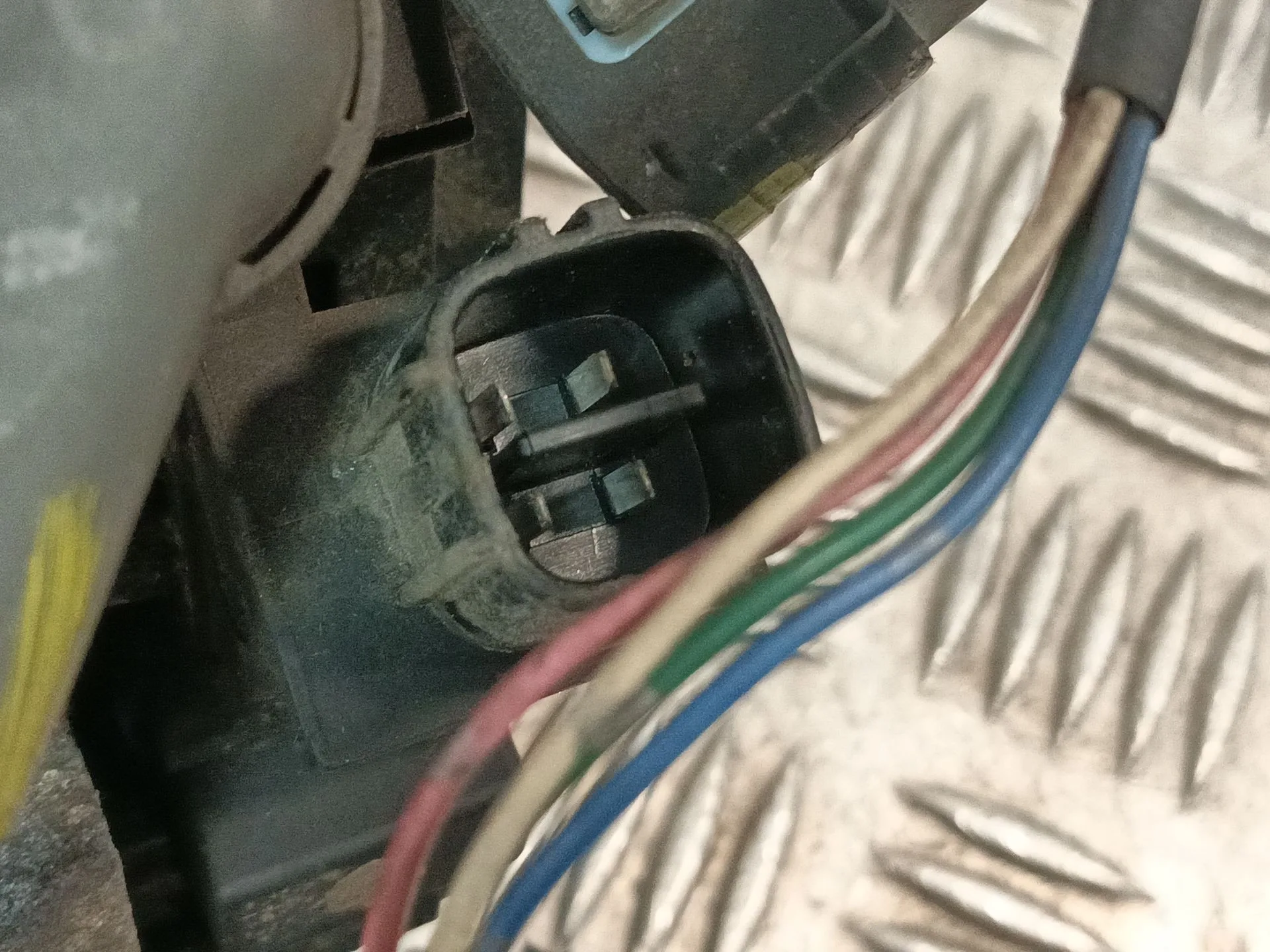 Alternador para Toyota Yaris (Ksp9/Scp9/Nlp9)
