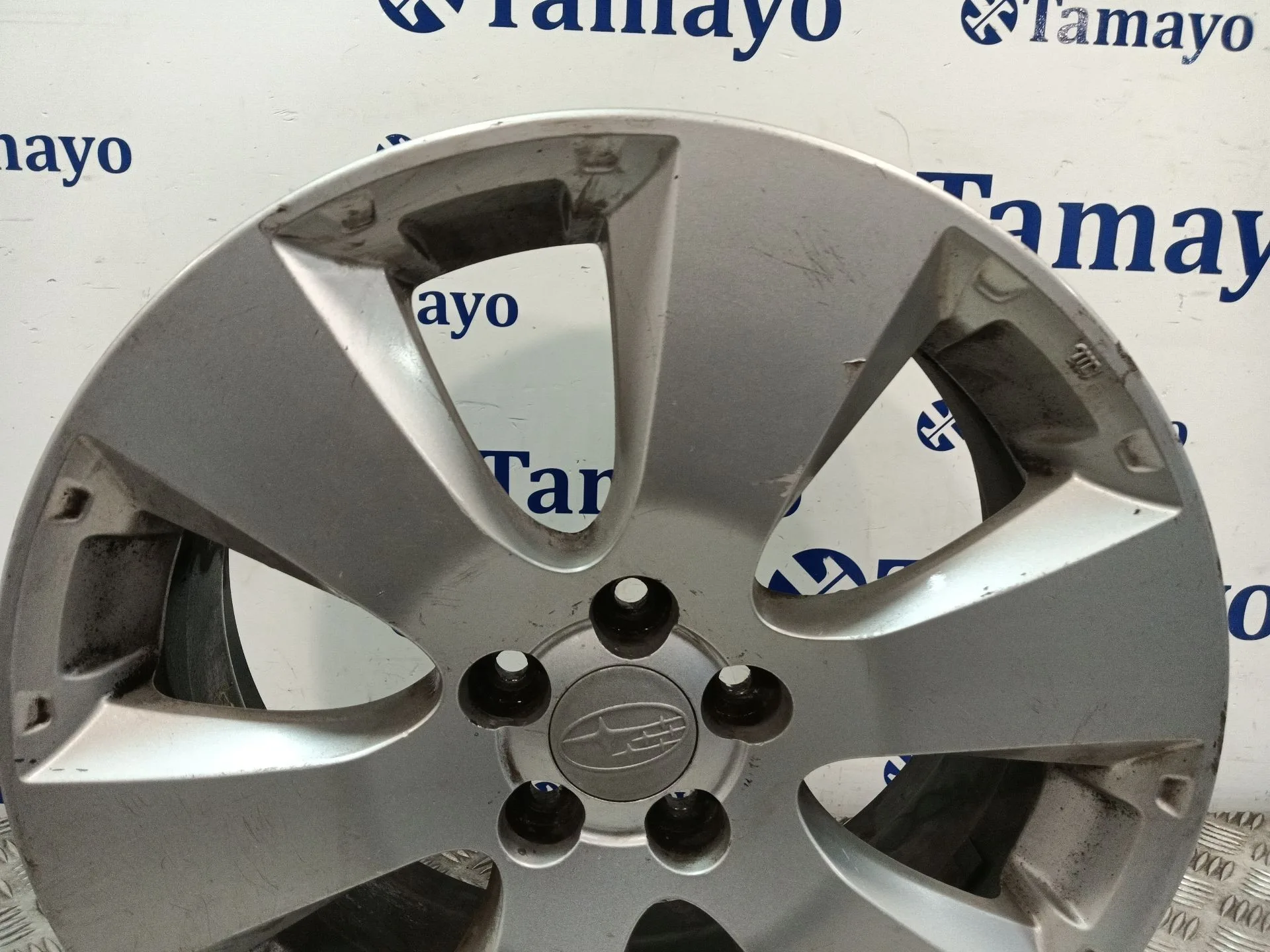 Llanta para Subaru Legacy V (Bm)