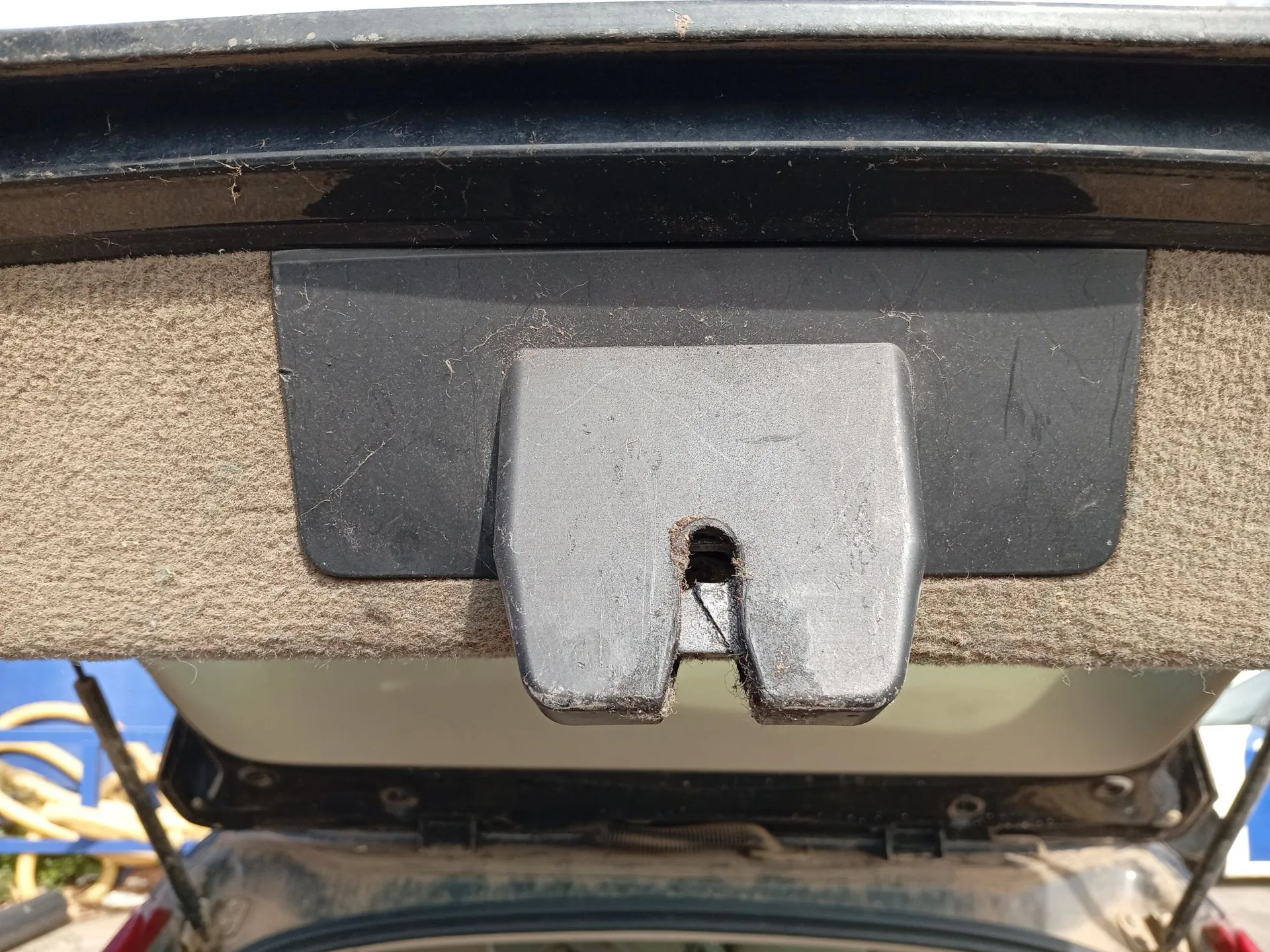 Cerradura Maletero / Porton para Volvo Xc60
