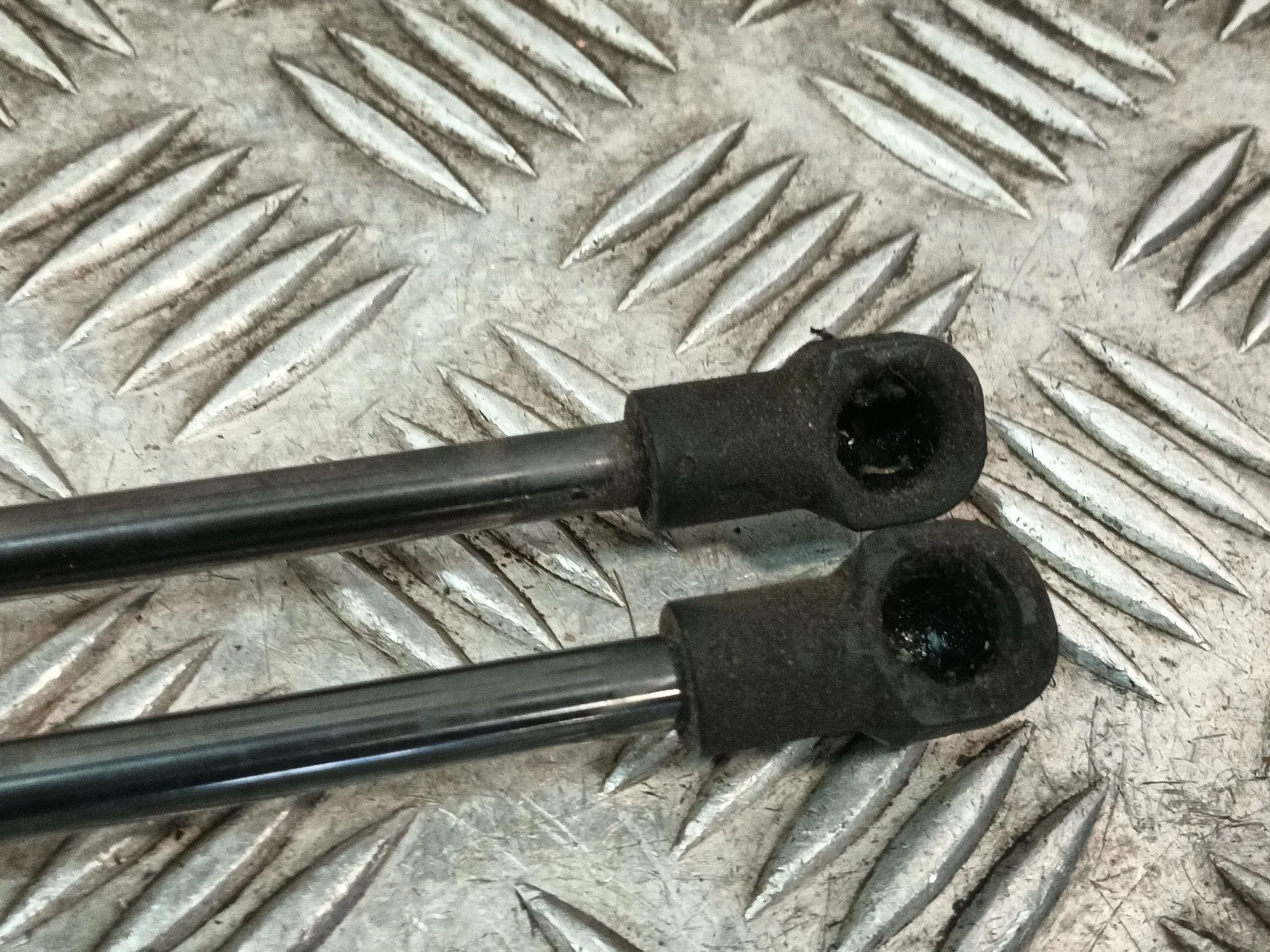 Amortiguadores Maletero / Porton para Mazda Cx-3 (Dk)