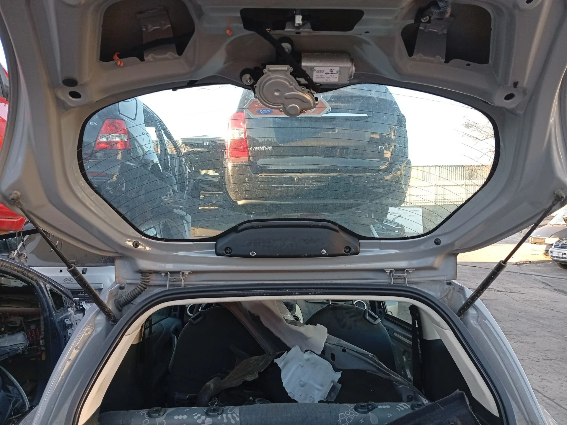 Amortiguadores Maletero / Porton para Ford Ka (Ru8)