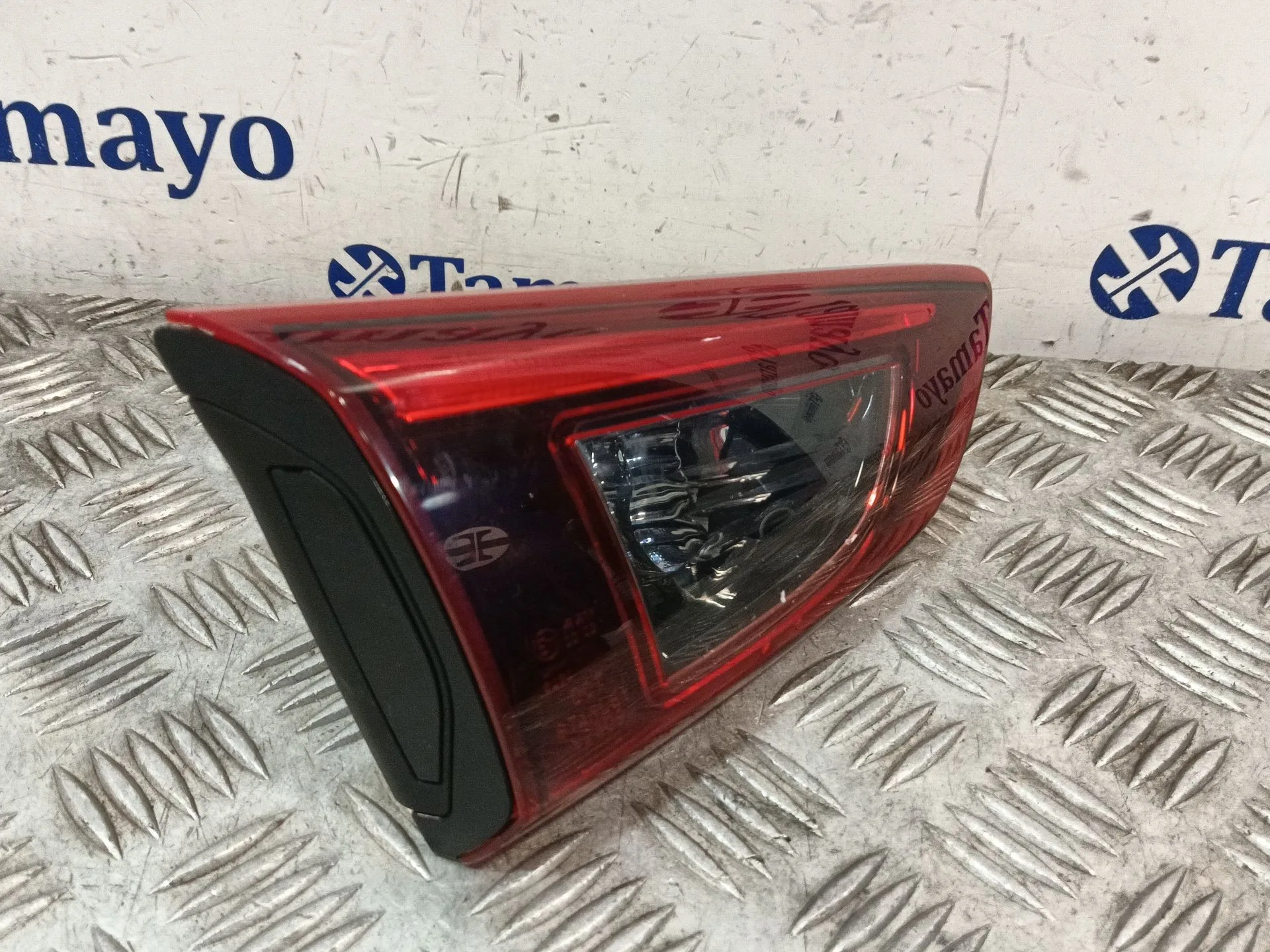 Piloto Trasero Izquierdo Interior para Mazda Cx-3 (Dk)