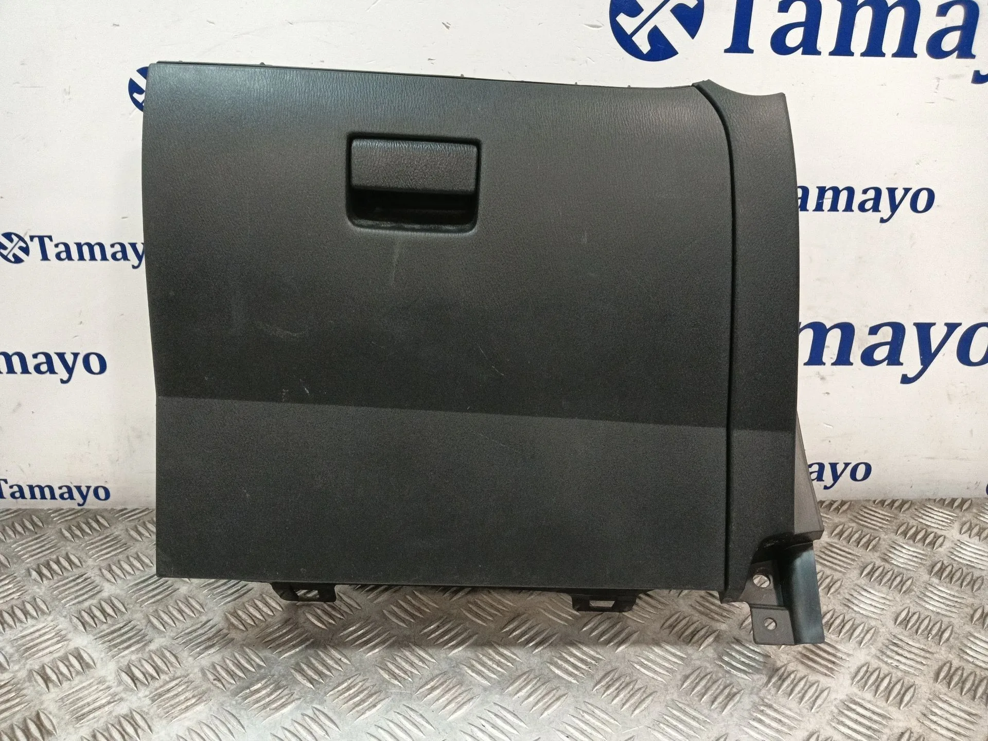 Guantera para Mazda Cx-3 (Dk)