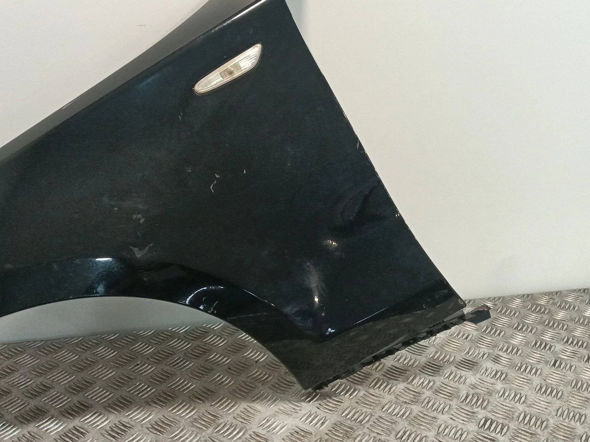 Aleta Delantera Izquierda para Bmw 1 (E87)