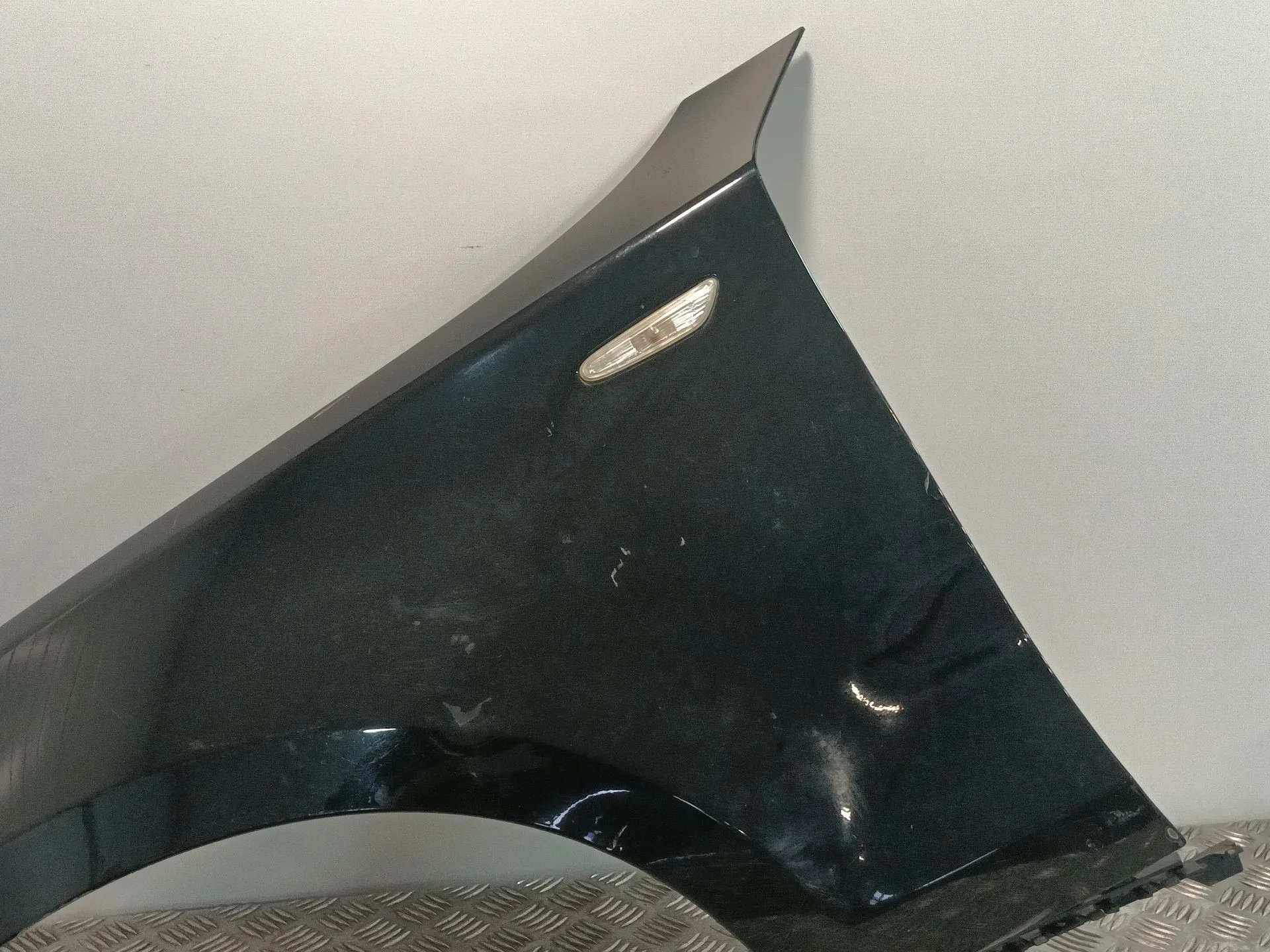 Aleta Delantera Izquierda para Bmw 1 (E87)