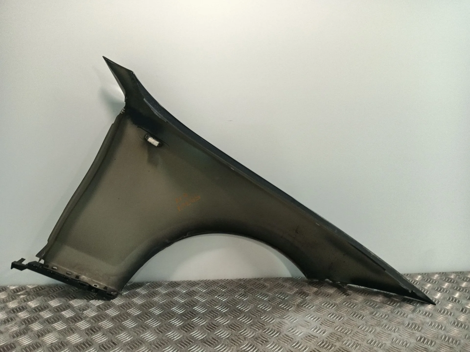 Aleta Delantera Izquierda para Bmw 1 (E87)