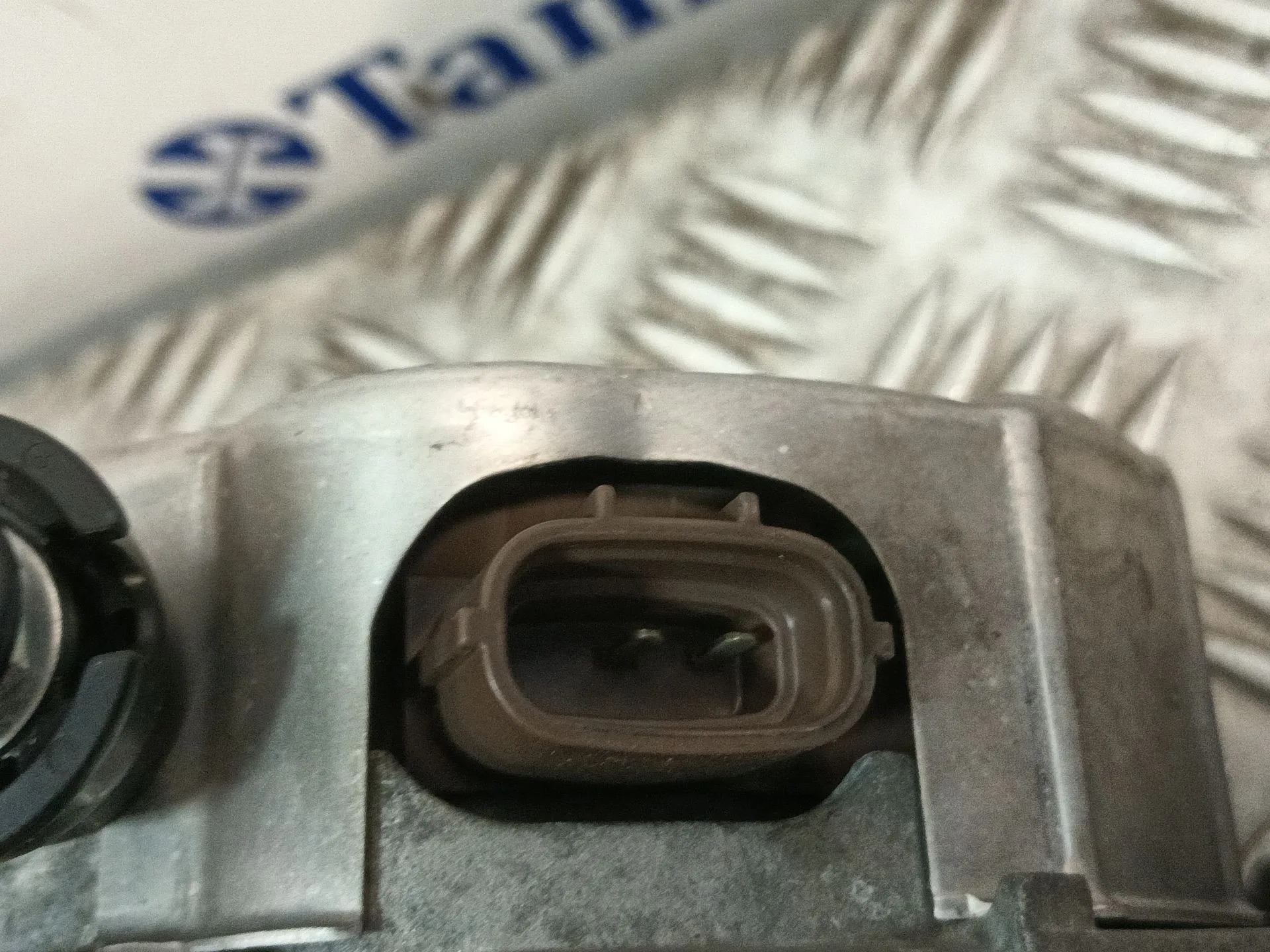 Alternador para Kia Carnival