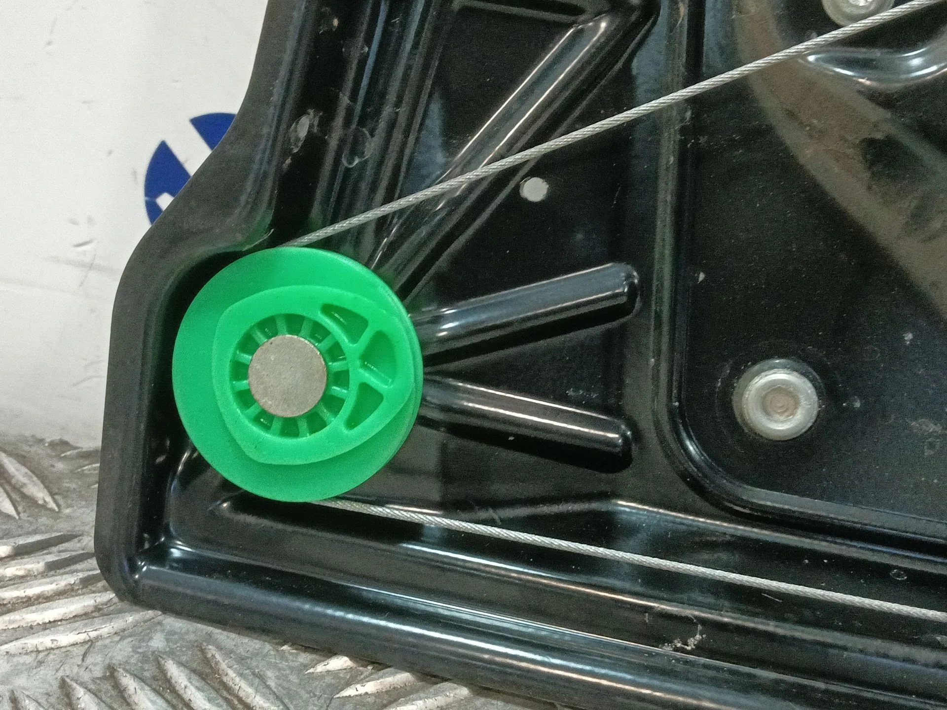 Elevalunas Trasero Izquierdo para Land Rover Discovery Iv (L319)