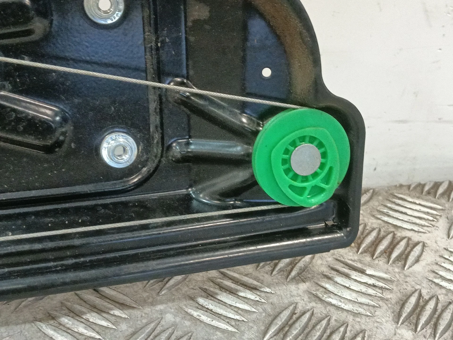 Elevalunas Trasero Izquierdo para Land Rover Discovery Iv (L319)