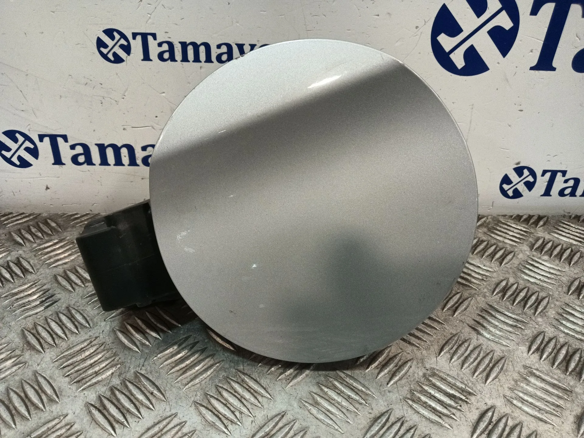 Tapa Exterior Combustible para Hyundai Ioniq (Ae)
