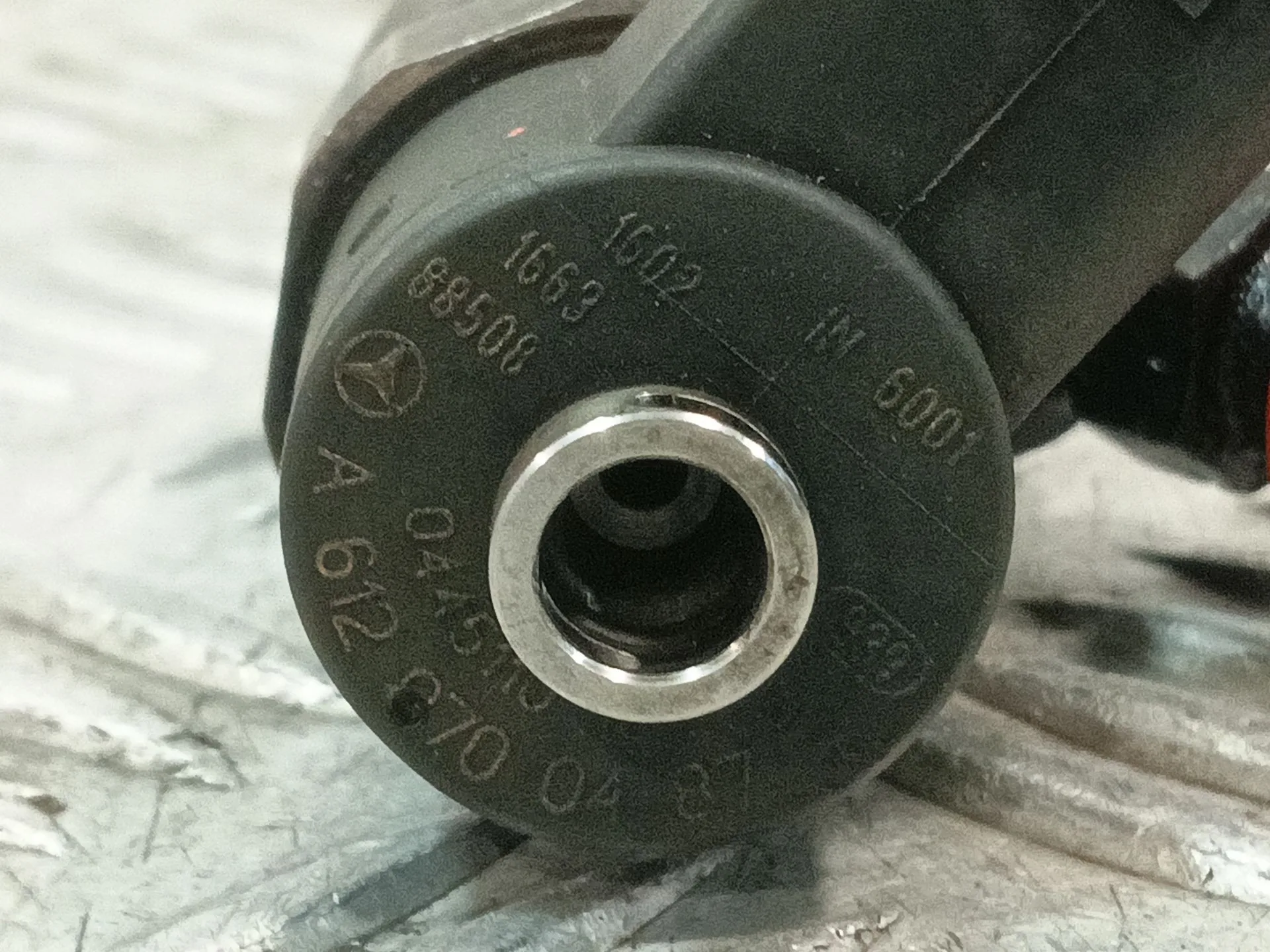 Inyector para Mercedes-Benz Vito (W638) Caja Cerrada