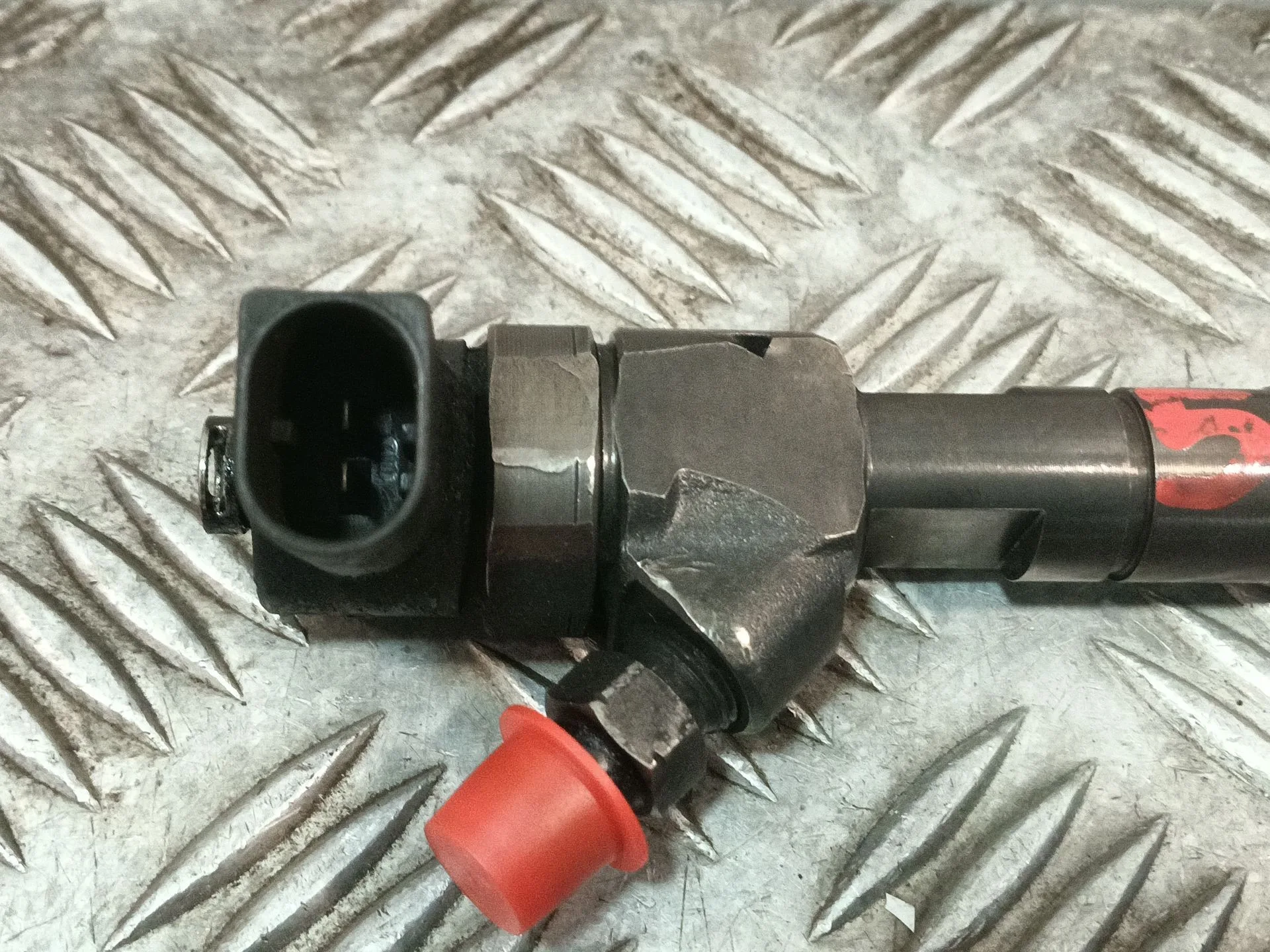 Inyector para Mercedes-Benz Vito (W638) Caja Cerrada