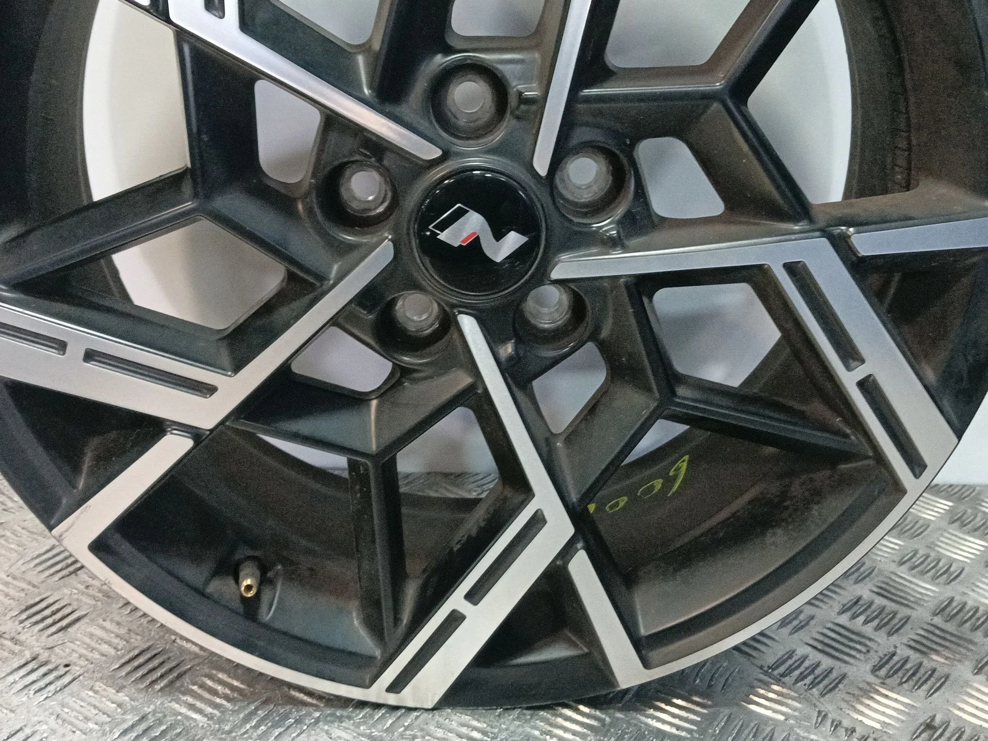 Llanta para Hyundai Tucson (Nx4E, Nx4A)