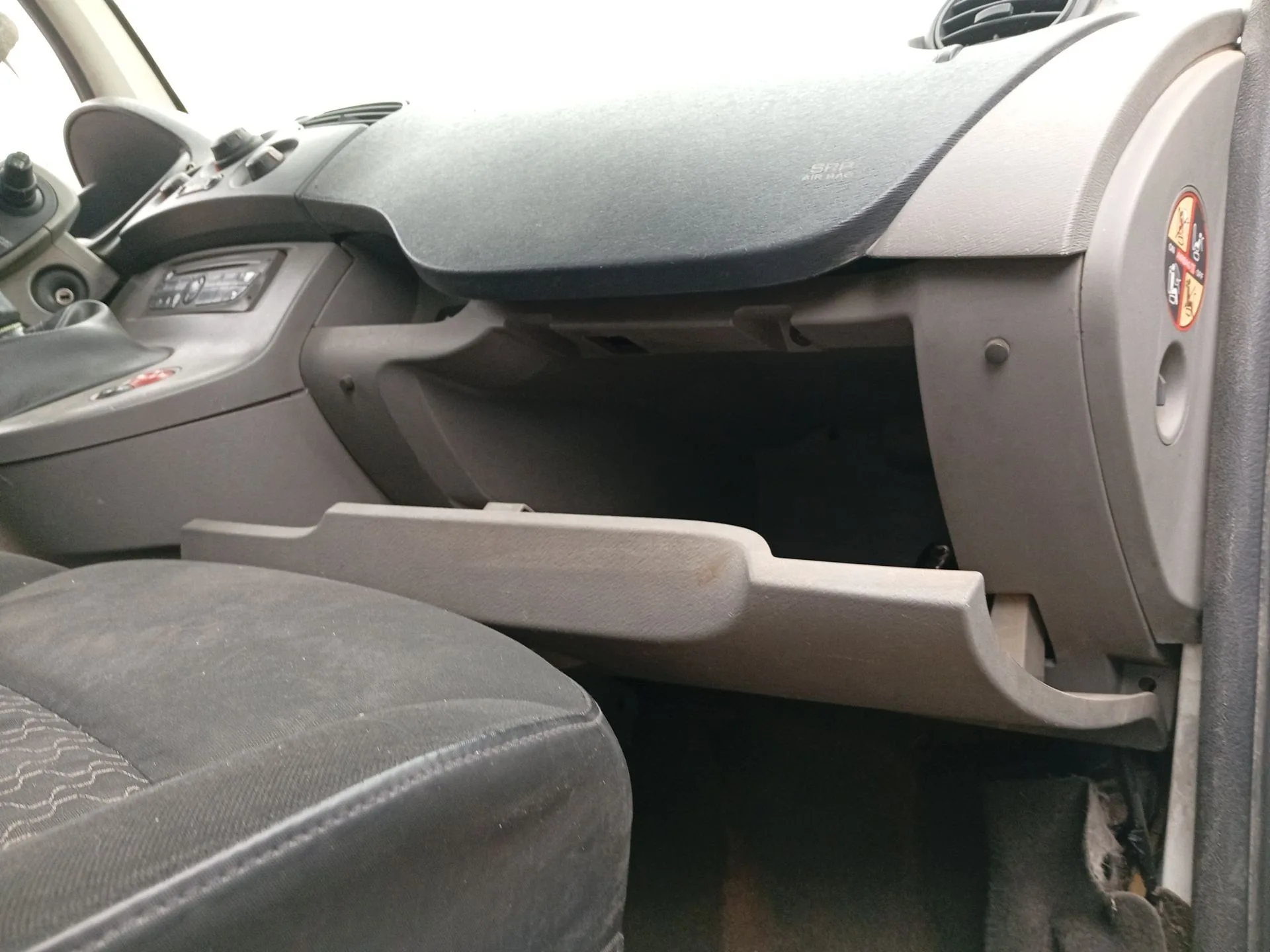 Guantera para Renault Kangoo / Grand Kangoo Ii (Kw0/1_)