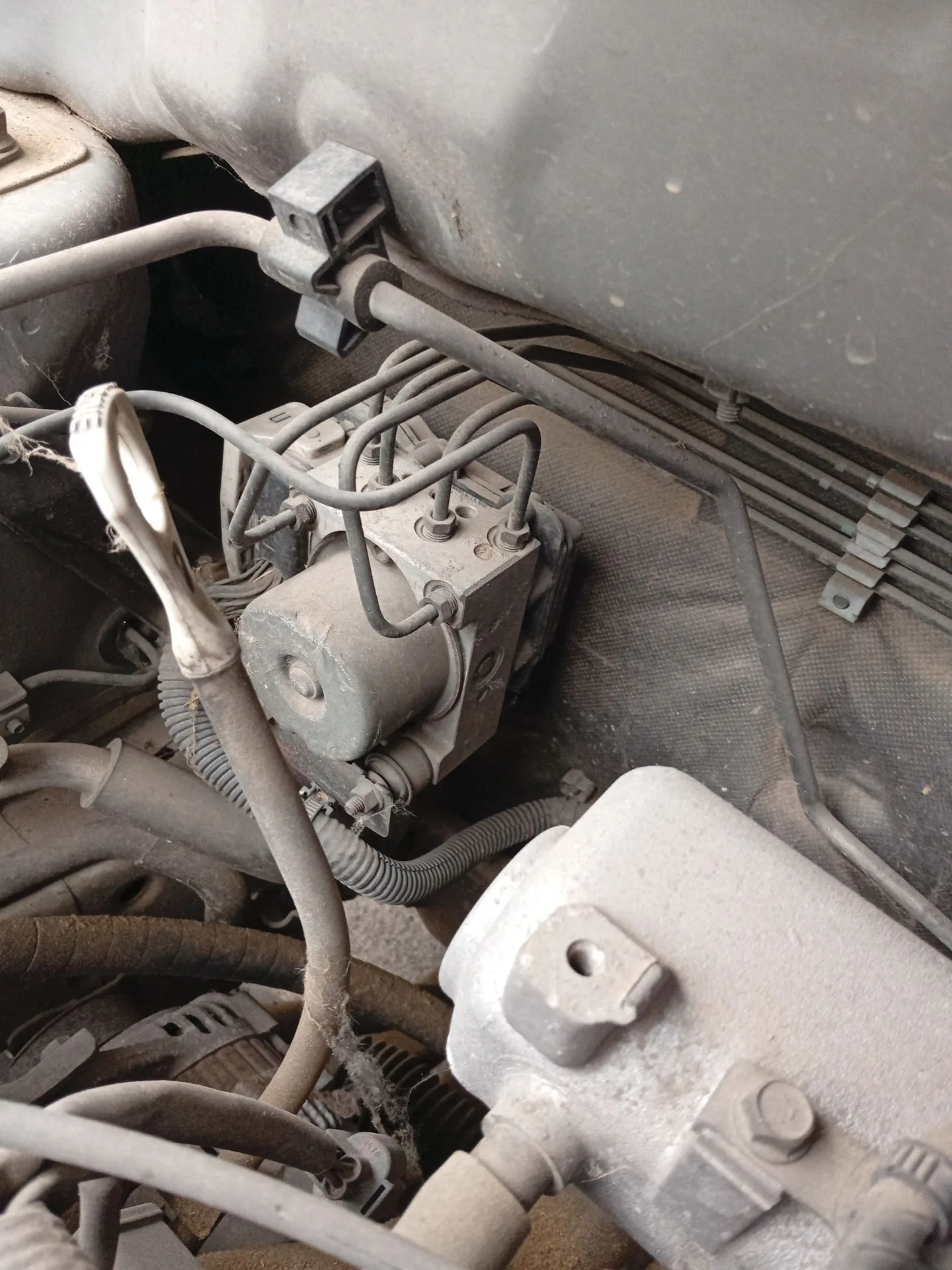 Abs para Mitsubishi Outlander (Cu0W)