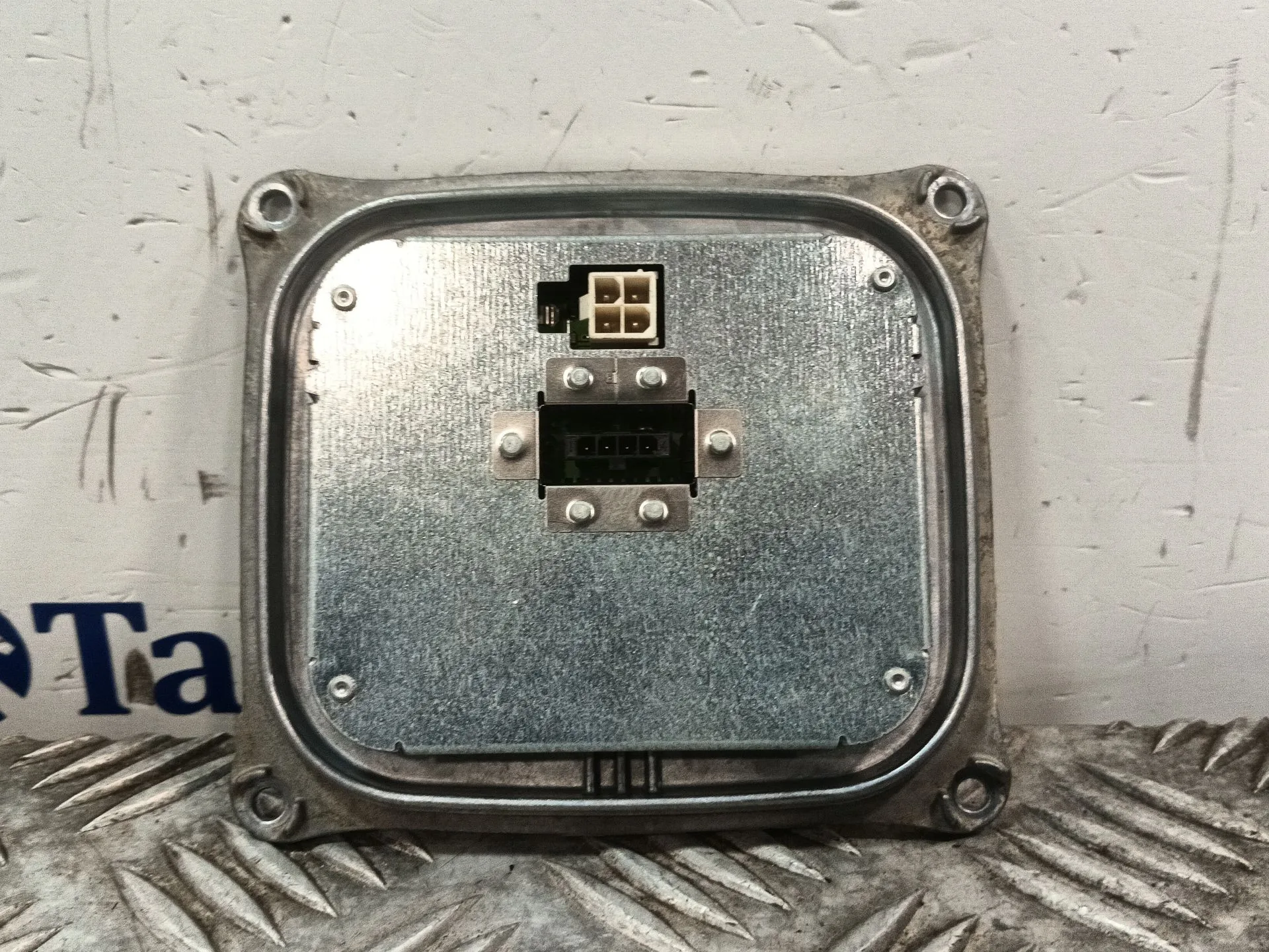 Centralita Faros Xenon para Bmw X3 (E83)
