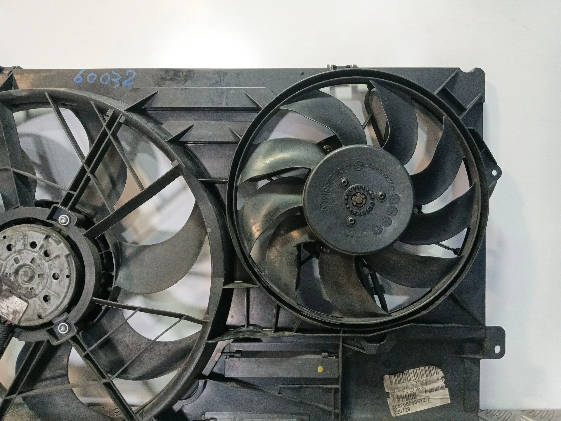 Electroventilador para Volkswagen Transporter T5 Furgoneta (7Ha, 7Hh, 7Ea, 7Eh)