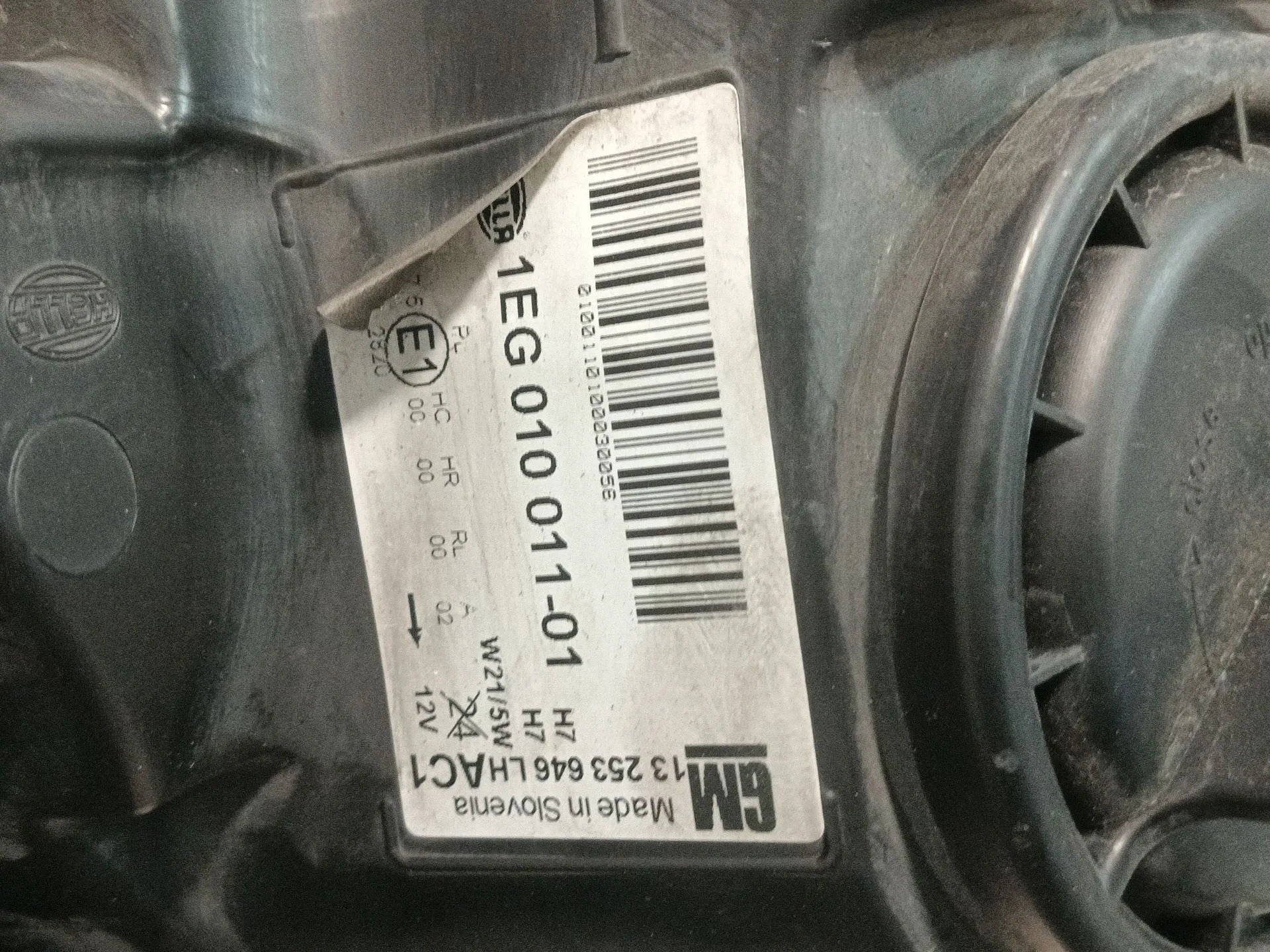 Faro Izquierdo para Opel Astra J (P10)