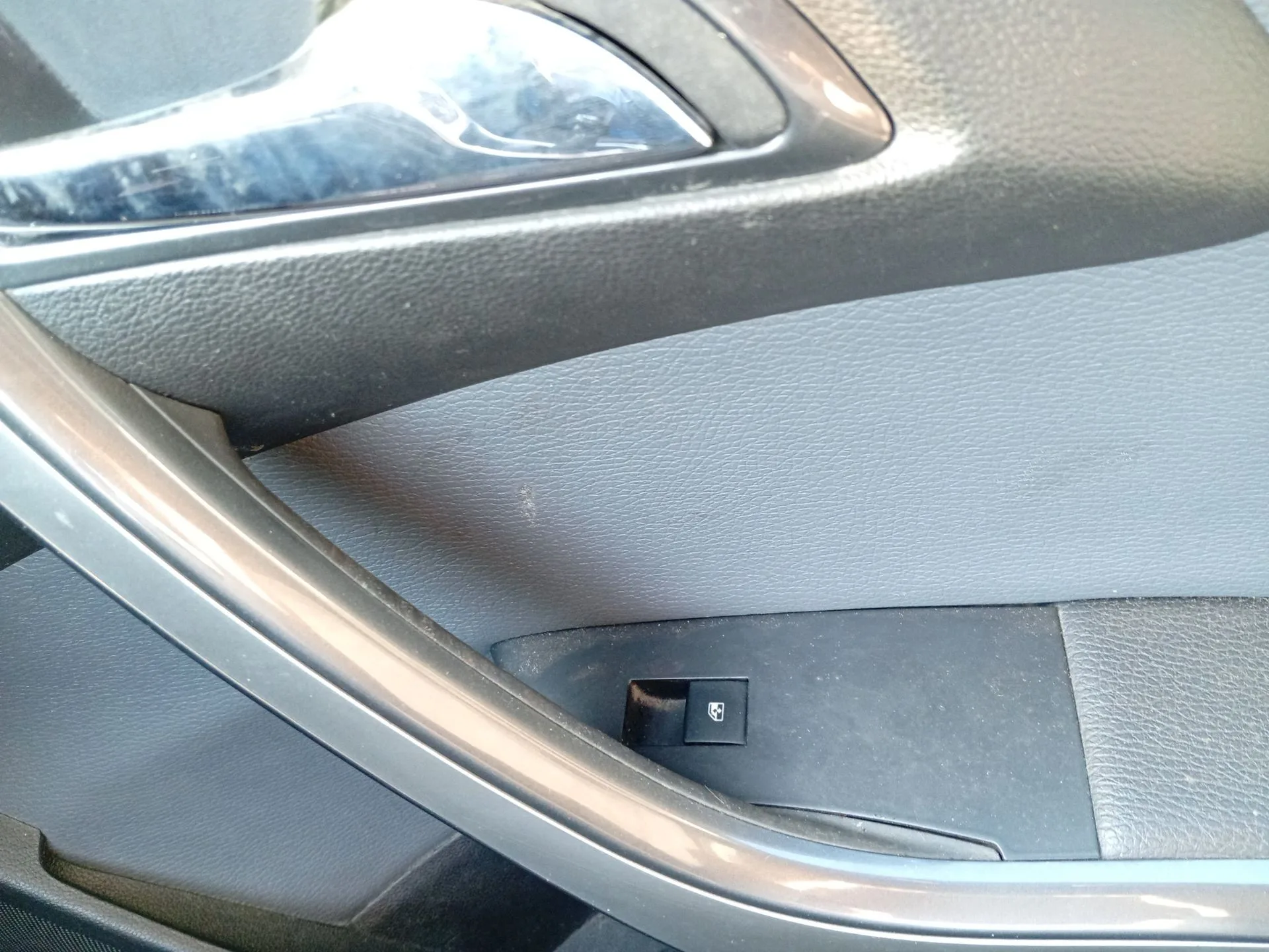 Mando Elevalunas Delantero Derecho para Opel Astra J (P10)