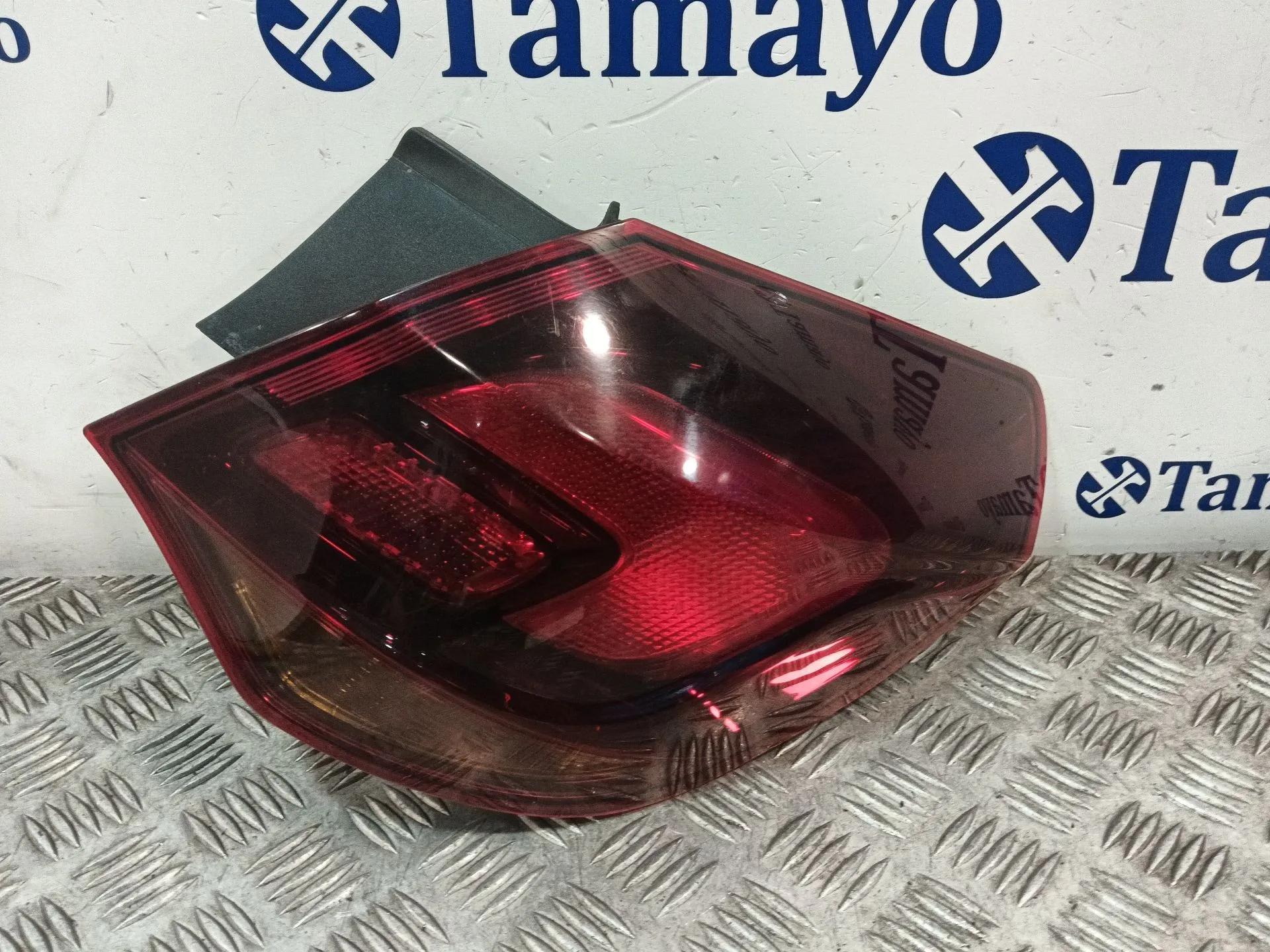Piloto Trasero Derecho para Opel Astra J (P10)