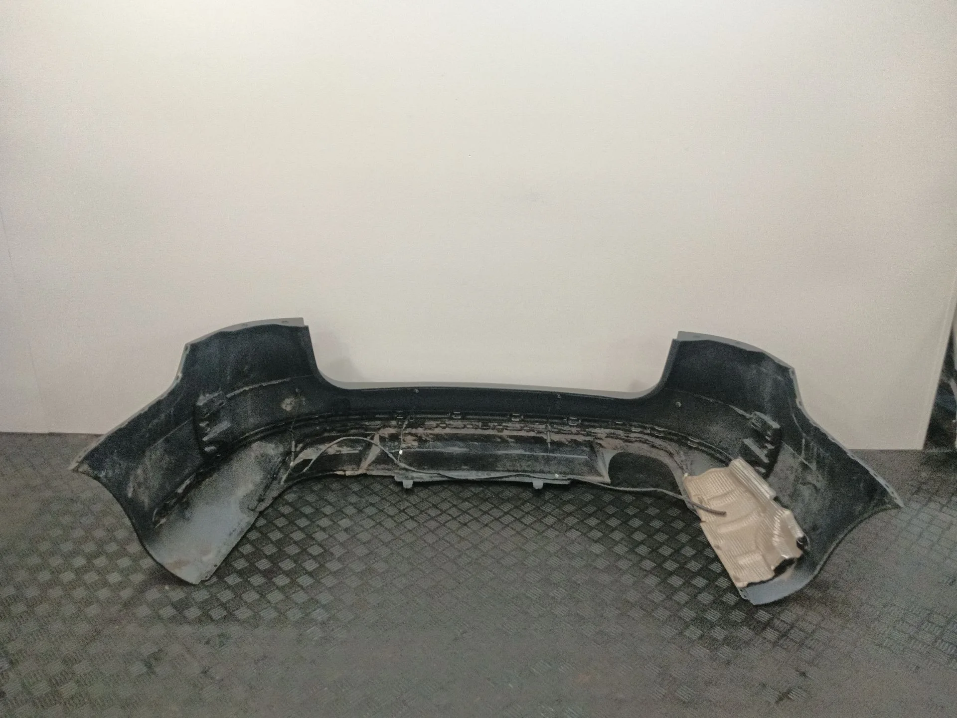 Paragolpes Trasero para Volkswagen Passat B7 Variant (365)