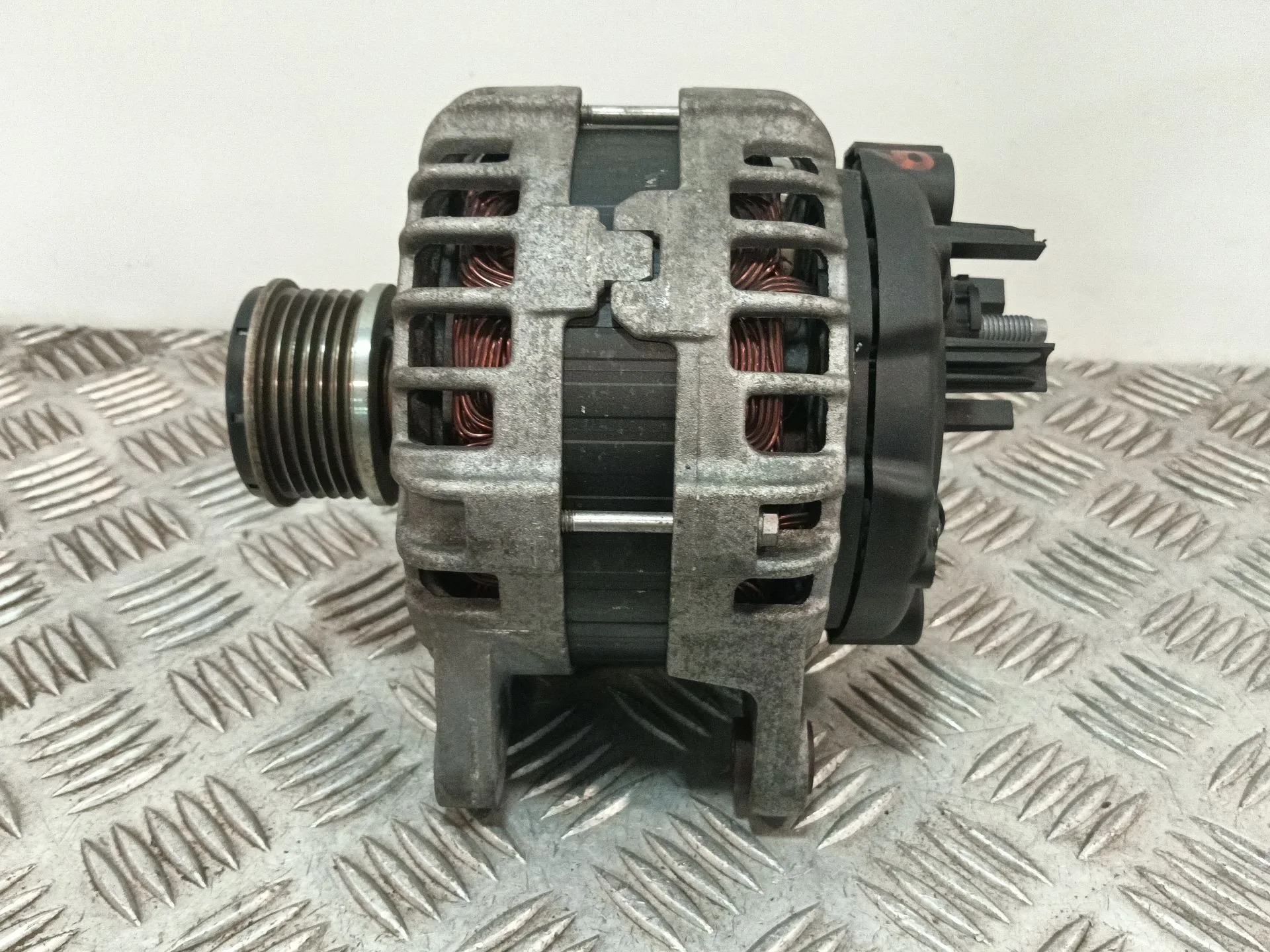 Alternador para Renault Scenic Iv (J9_)