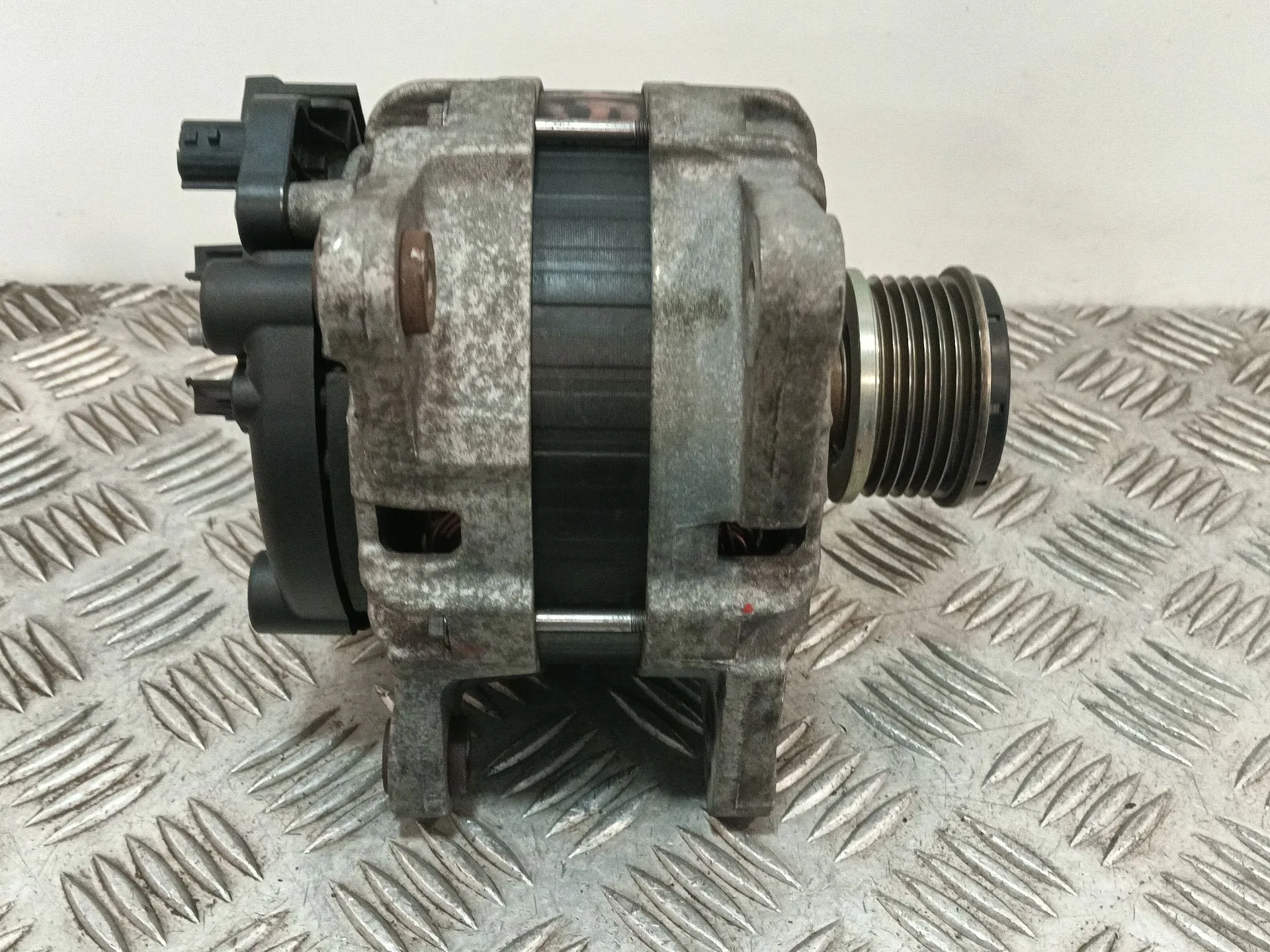Alternador para Renault Scenic Iv (J9_)