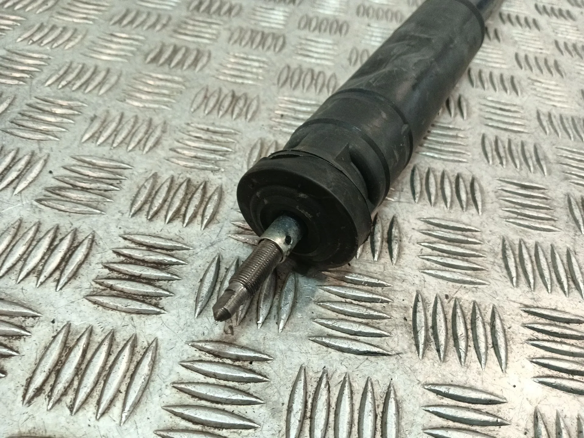 Amortiguador Trasero Izquierdo para Renault Scenic Iv (J9_)