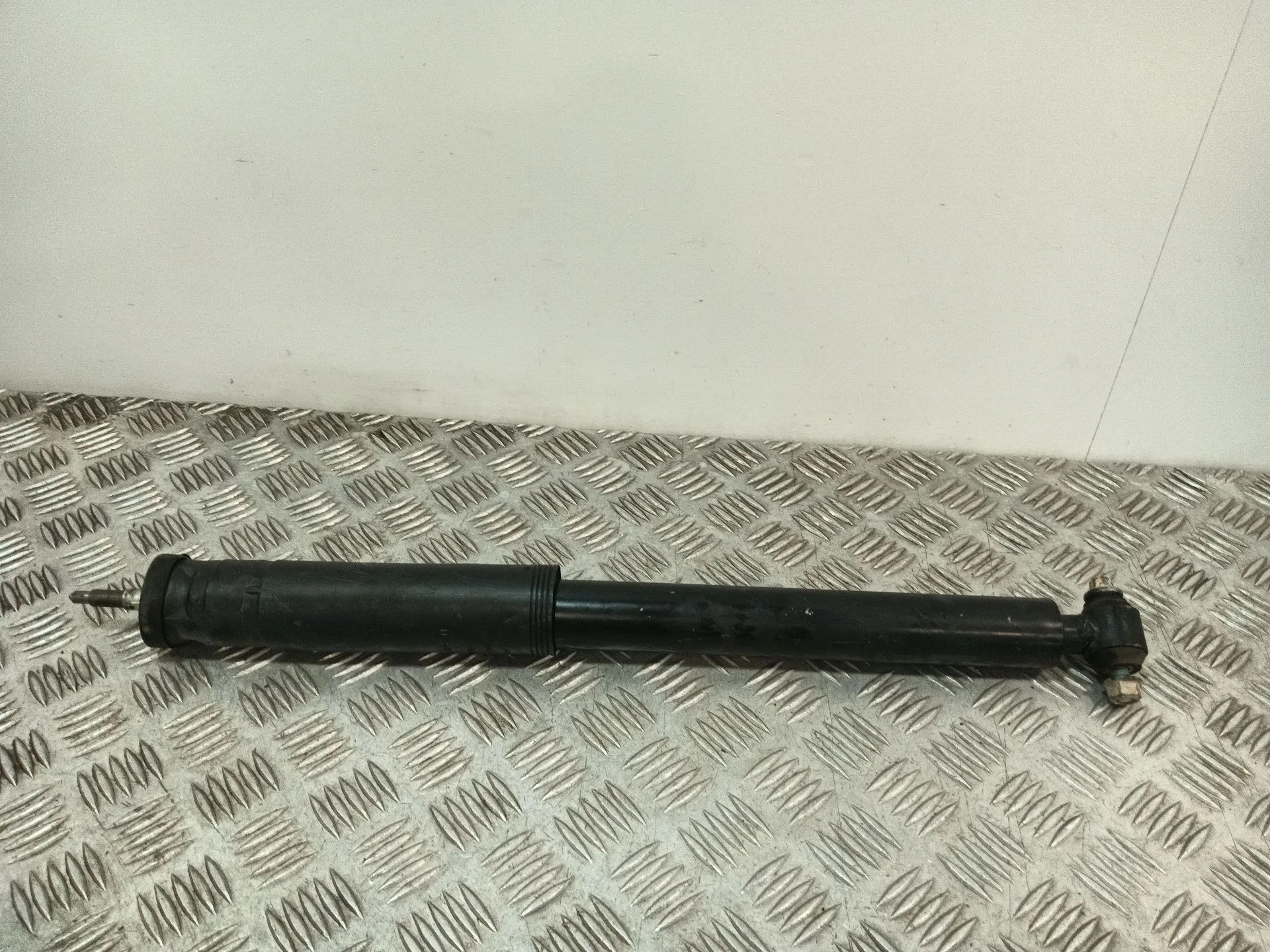 Amortiguador Trasero Izquierdo para Renault Scenic Iv (J9_)