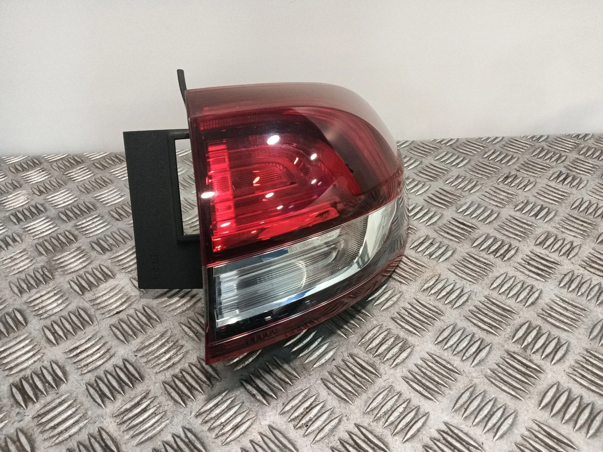 Piloto Trasero Derecho para Renault Scenic Iv (J9_)