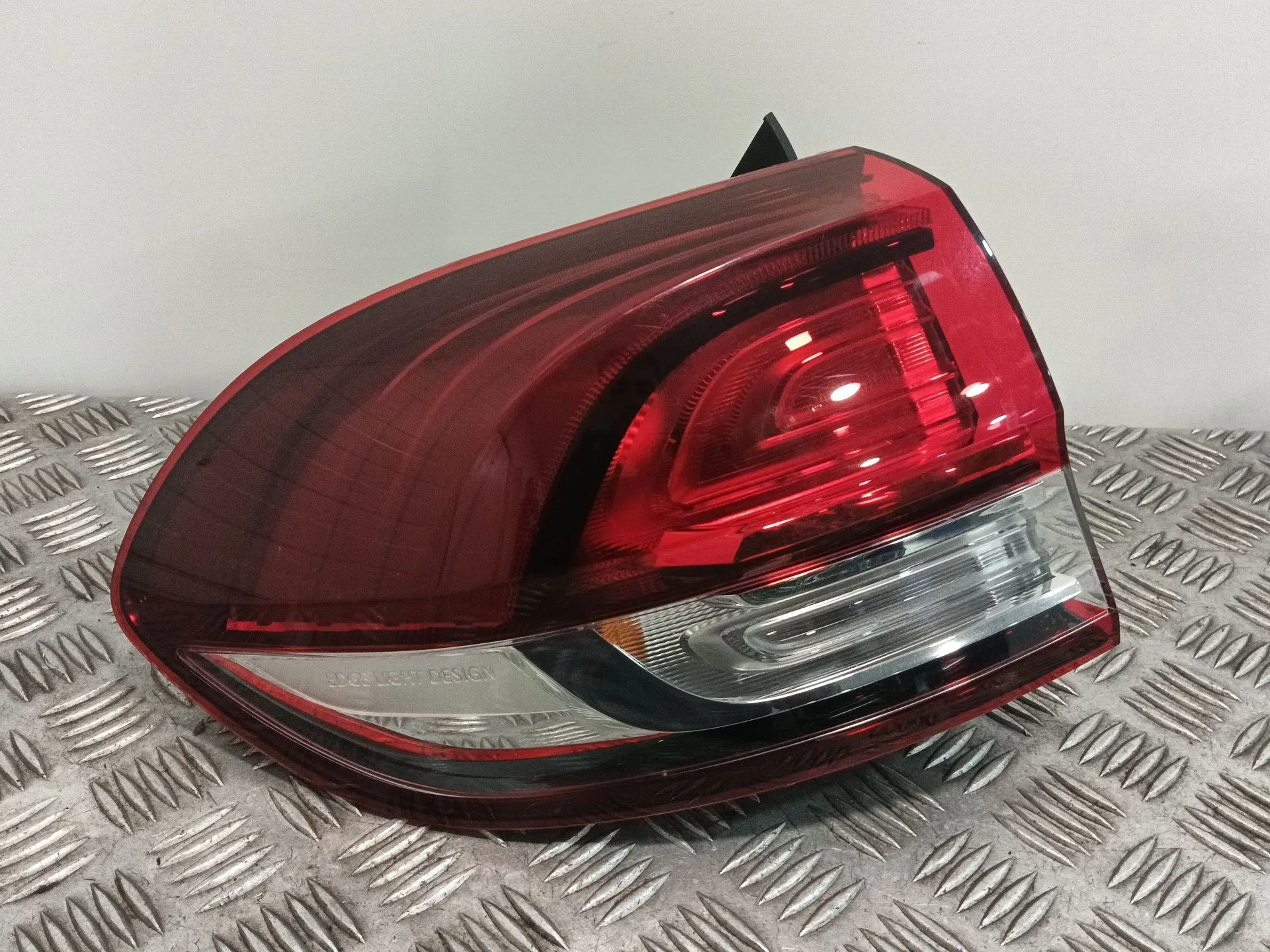 Piloto Trasero Izquierdo para Renault Scenic Iv (J9_)