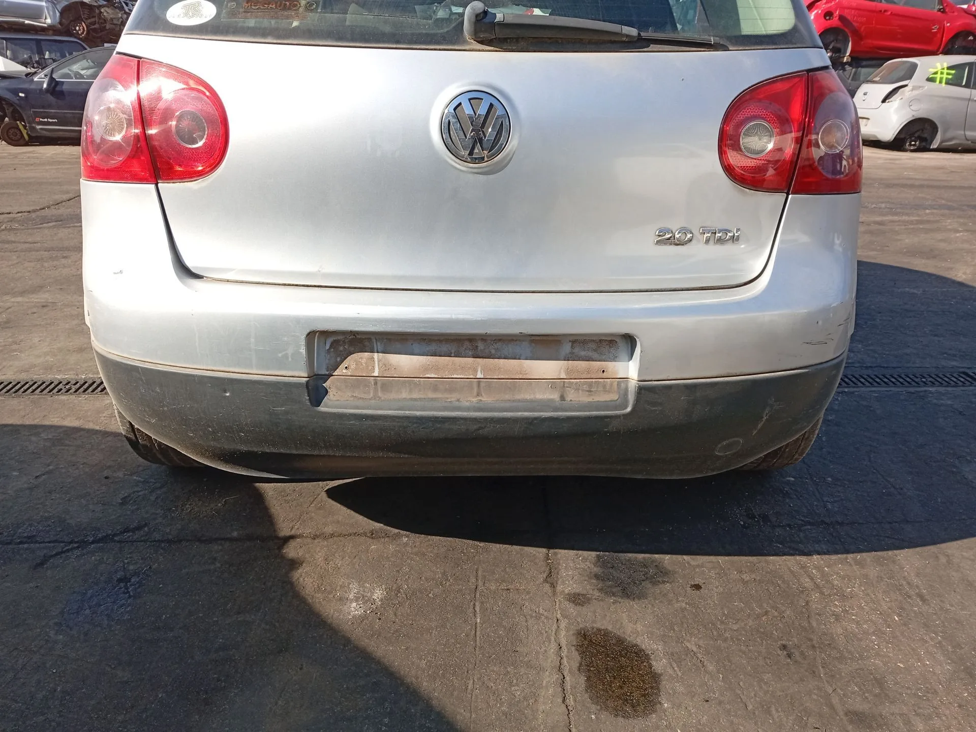 Paragolpes Trasero para Volkswagen Golf V (1K1)