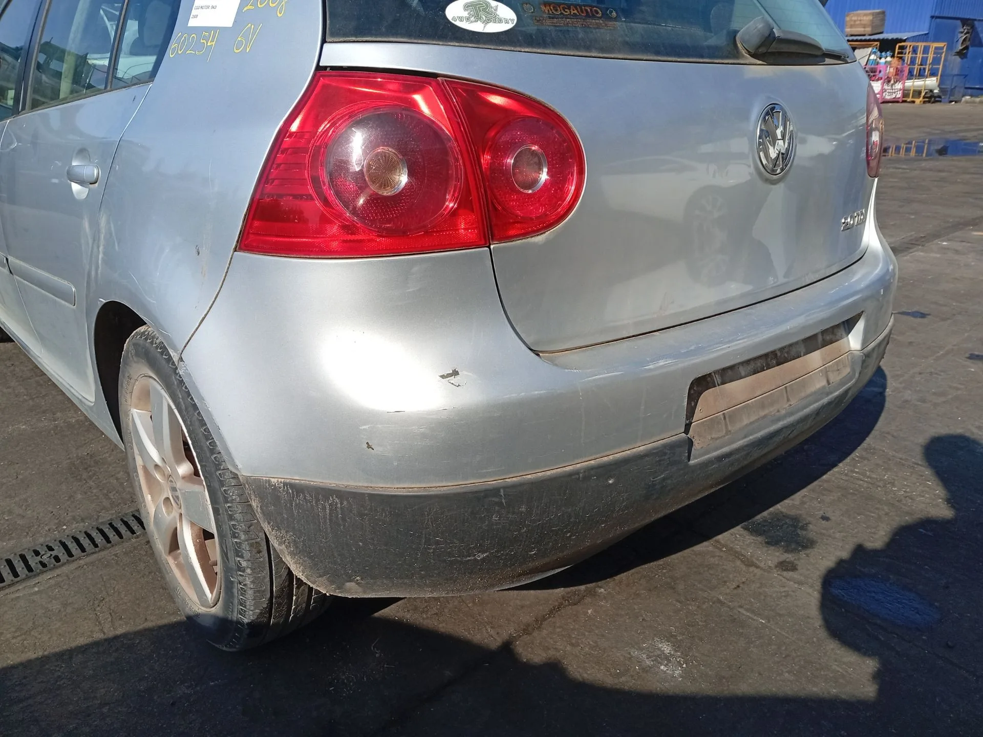 Paragolpes Trasero para Volkswagen Golf V (1K1)