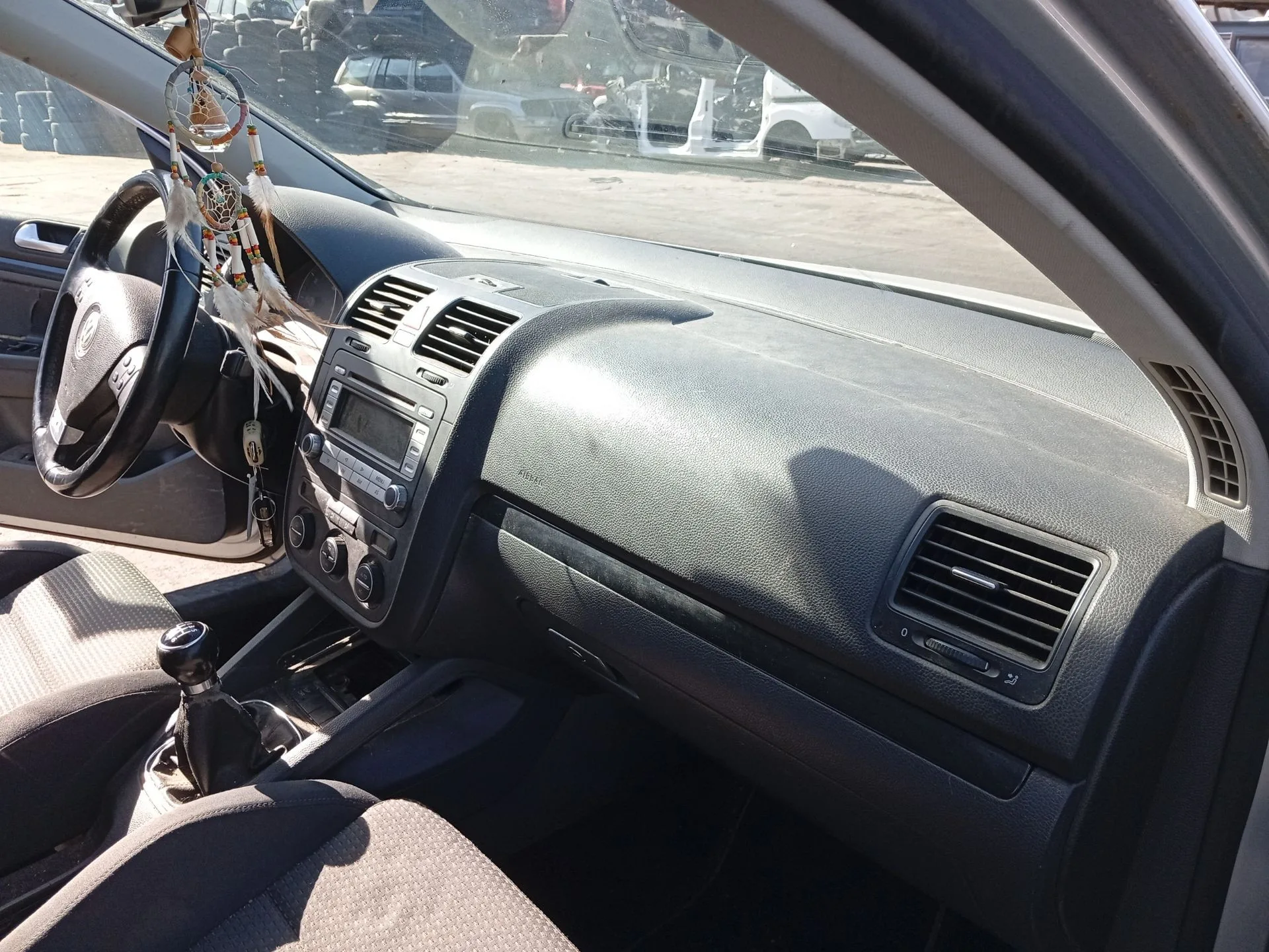 Salpicadero para Volkswagen Golf V (1K1)