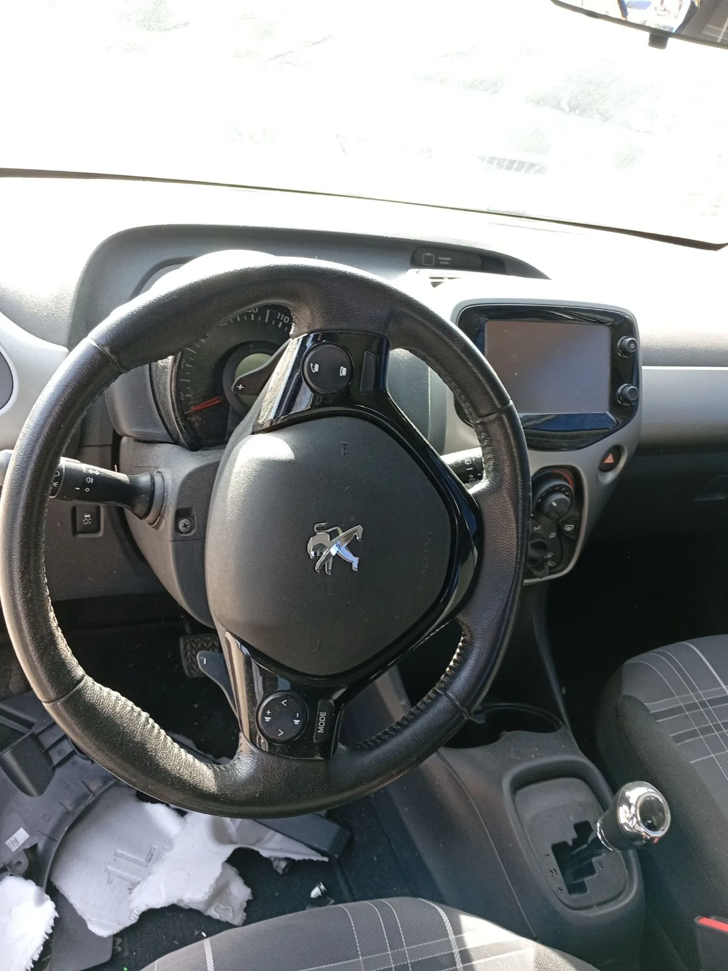 Volante para Peugeot 108