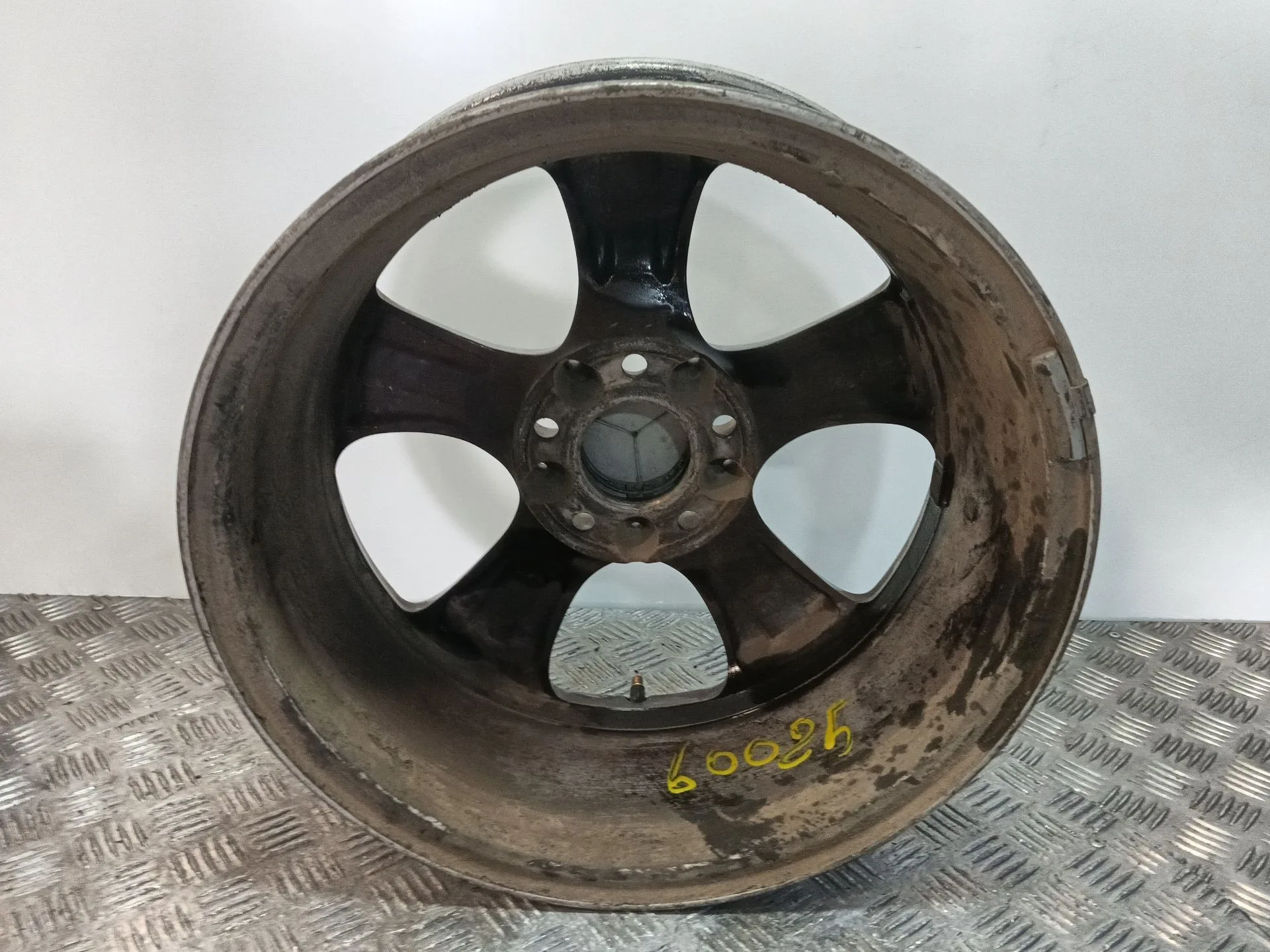 Llanta para Mercedes-Benz Clase A (W169)