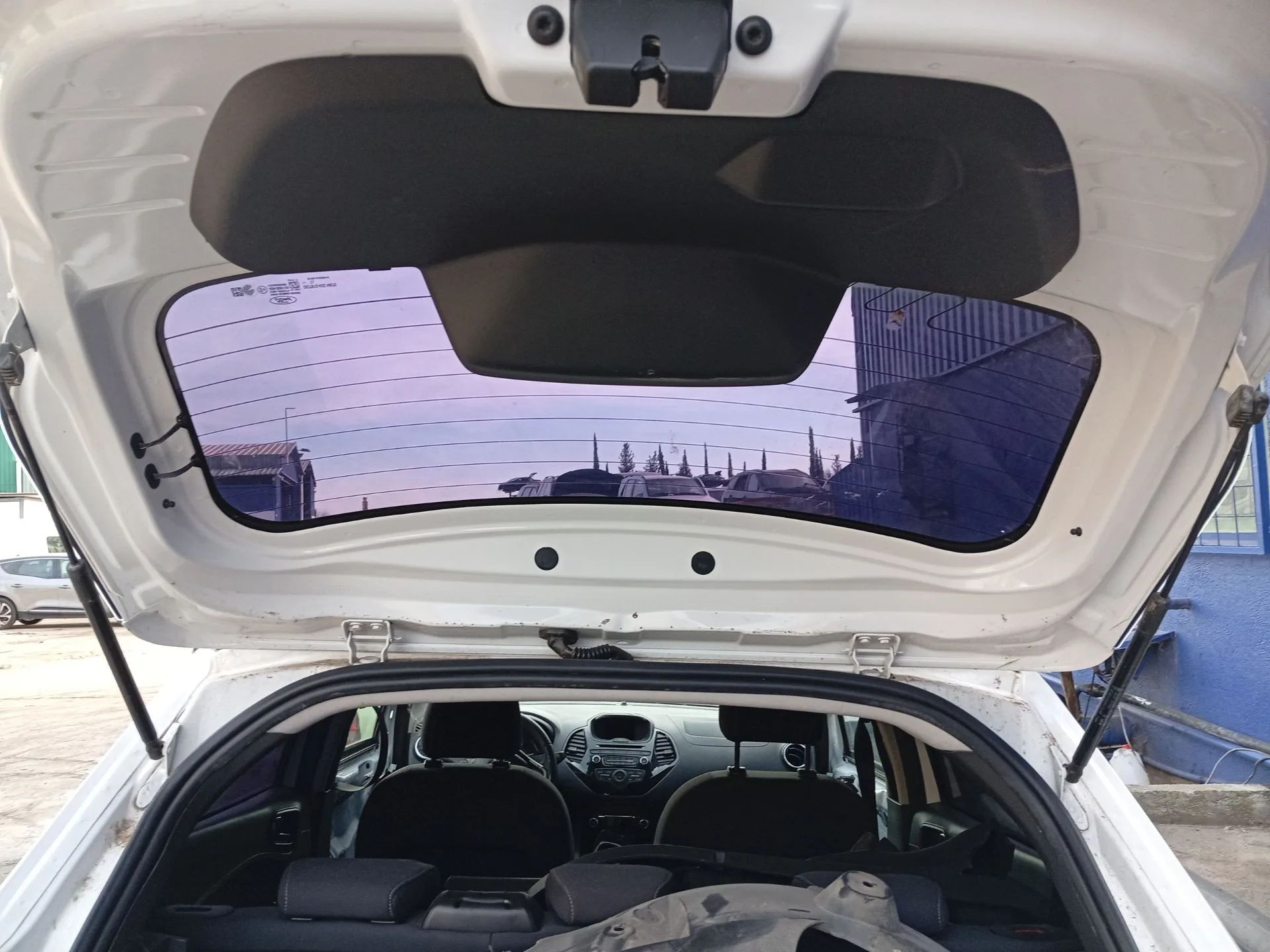 Amortiguadores Maletero / Porton para Ford Ka+