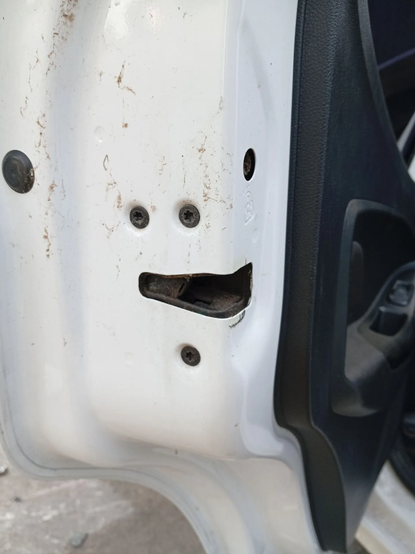 Cerradura Puerta Trasera Izquierda para Ford Ka+