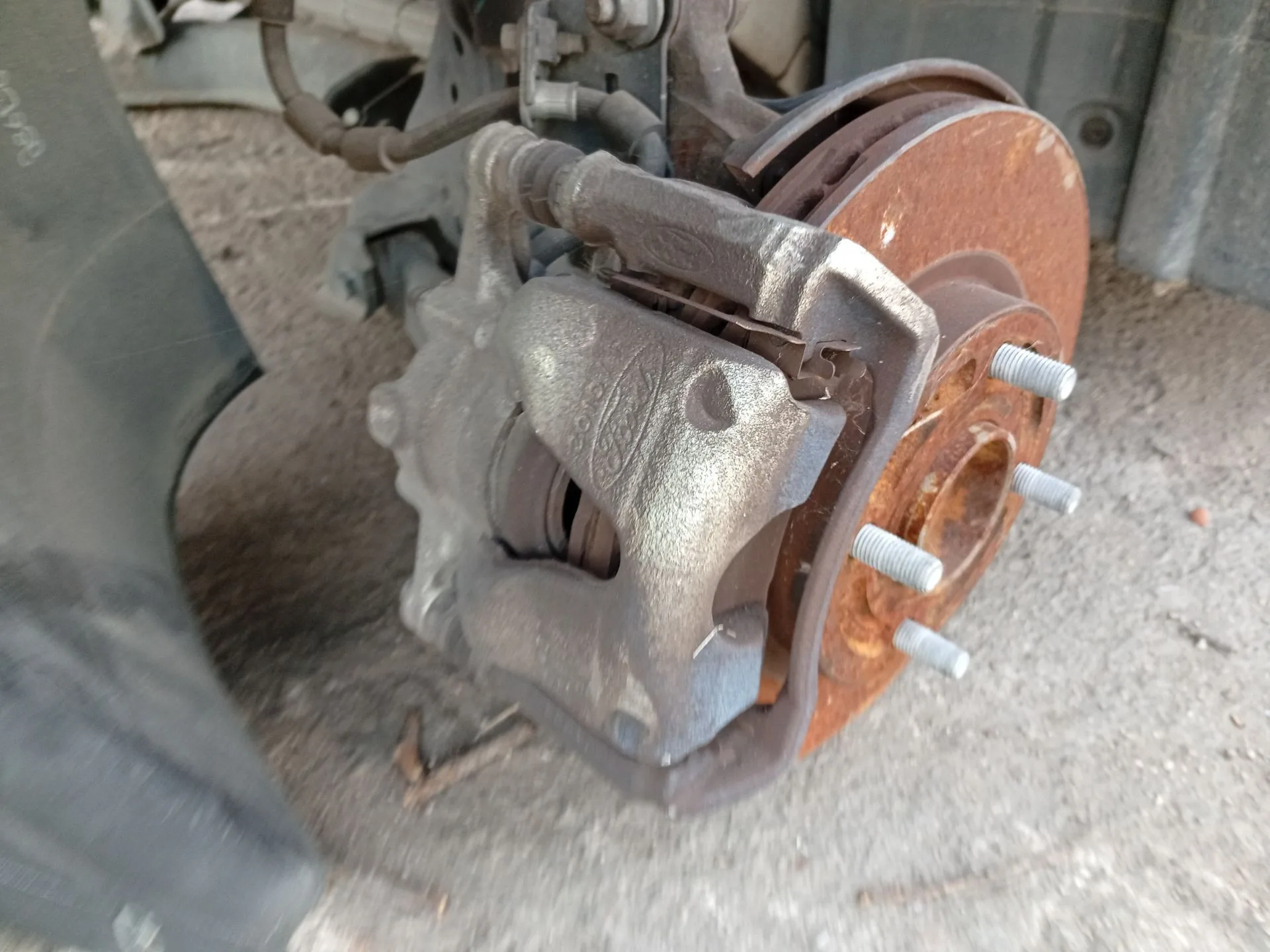 Pinza Freno Delantera Izquierda para Ford Ka+
