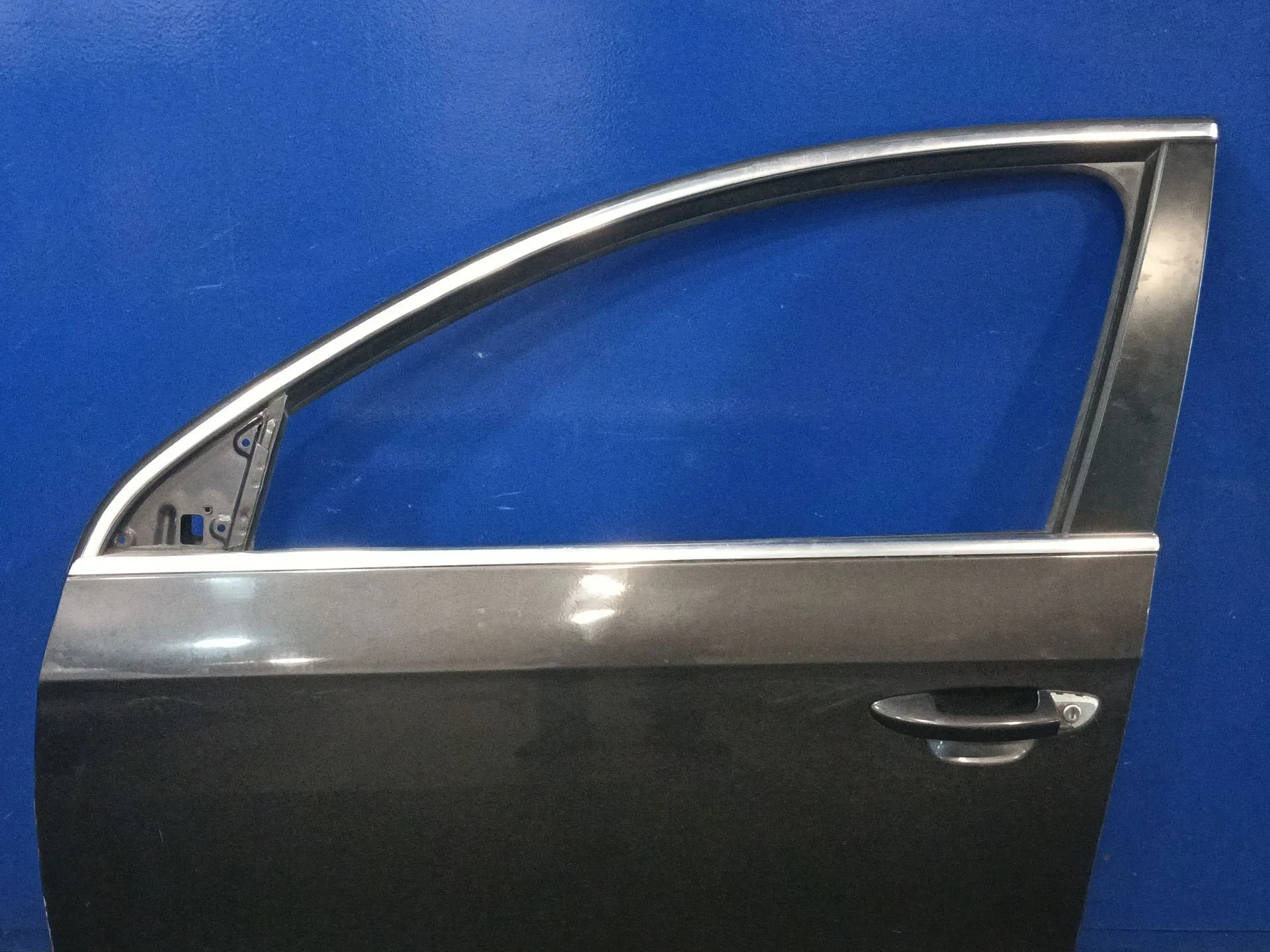 Puerta Delantera Izquierda para Volkswagen Passat Berlina (3C2)