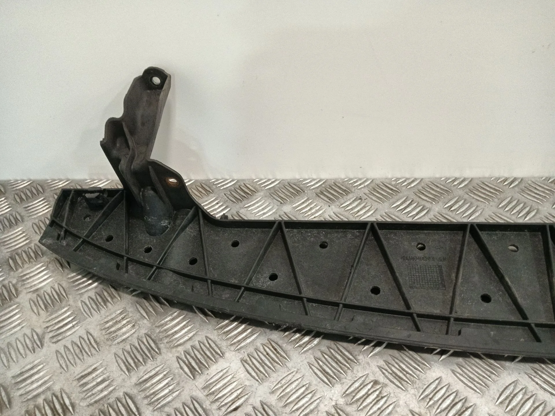 Travesano Inferior para Volkswagen Golf V (1K1)