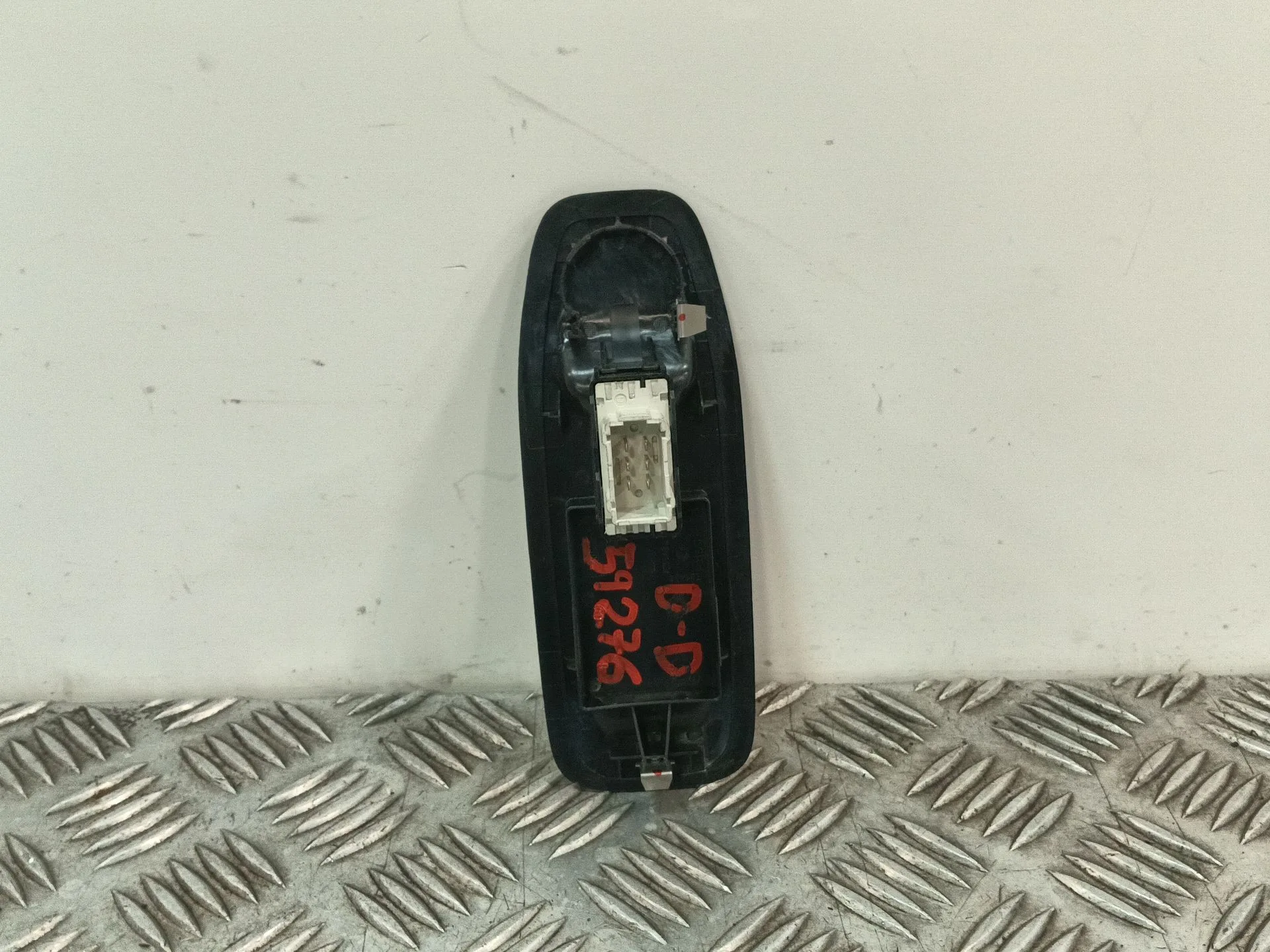 Mando Elevalunas Delantero Derecho para Peugeot 208 I (Ca_, Cc_)